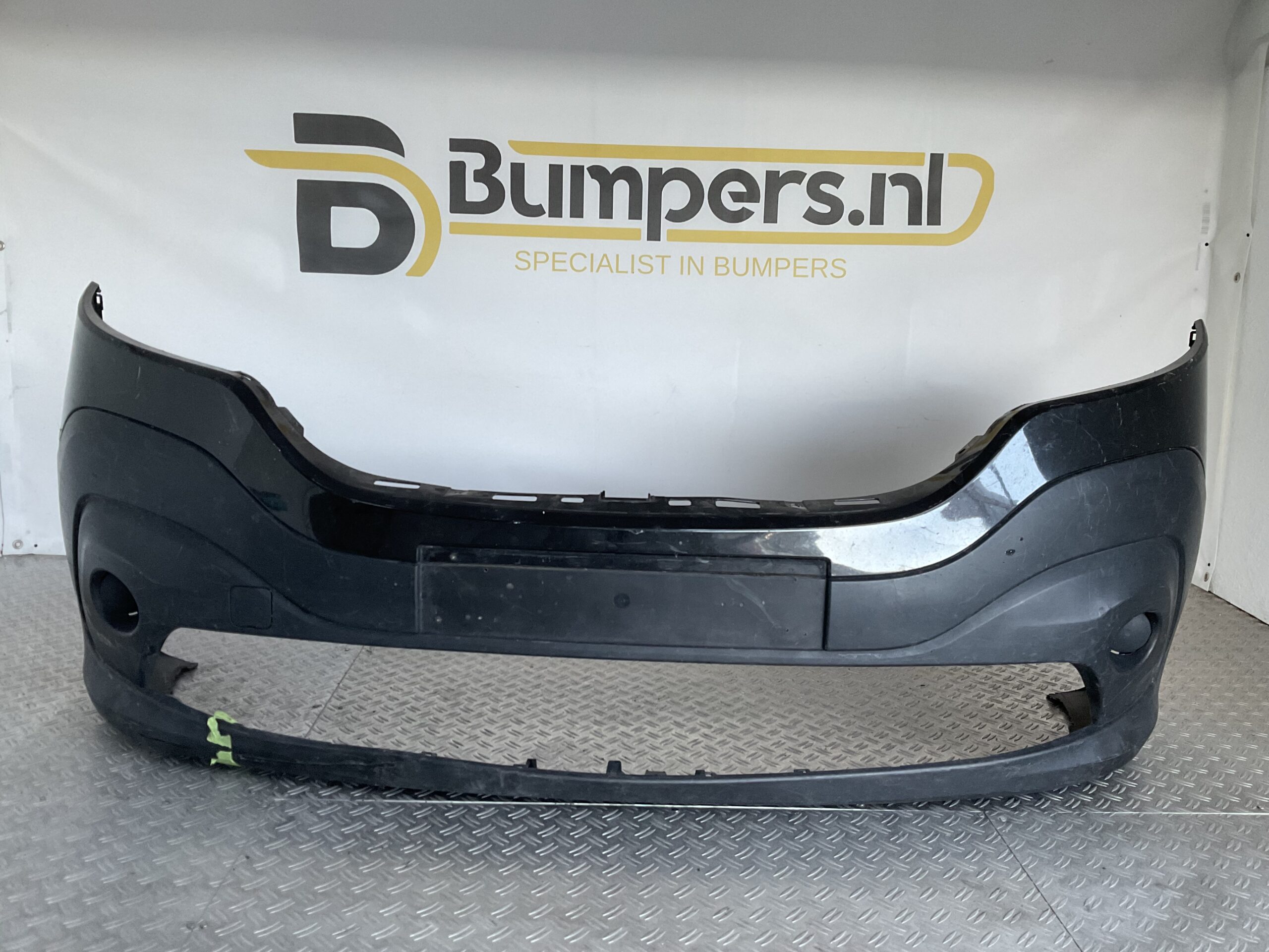 Bumper Renault Trafic 3 2014-2018 620223380R Voorbumper F10-16673z