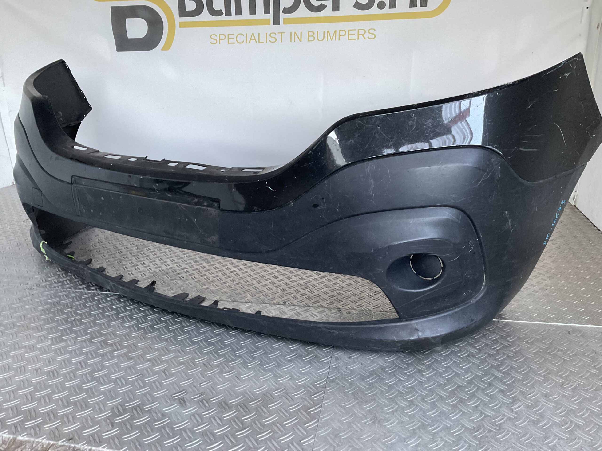 Bumper Renault Trafic 3 2014-2018 620223380R Voorbumper F10-16673z