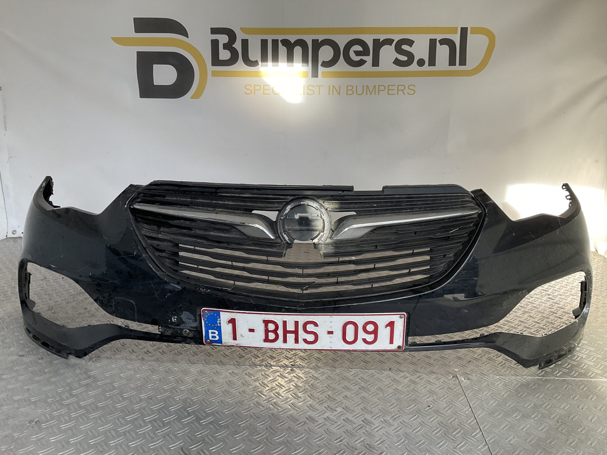 Bumper Opel Grandland X YP00024277 Voorbumper i5-16666z