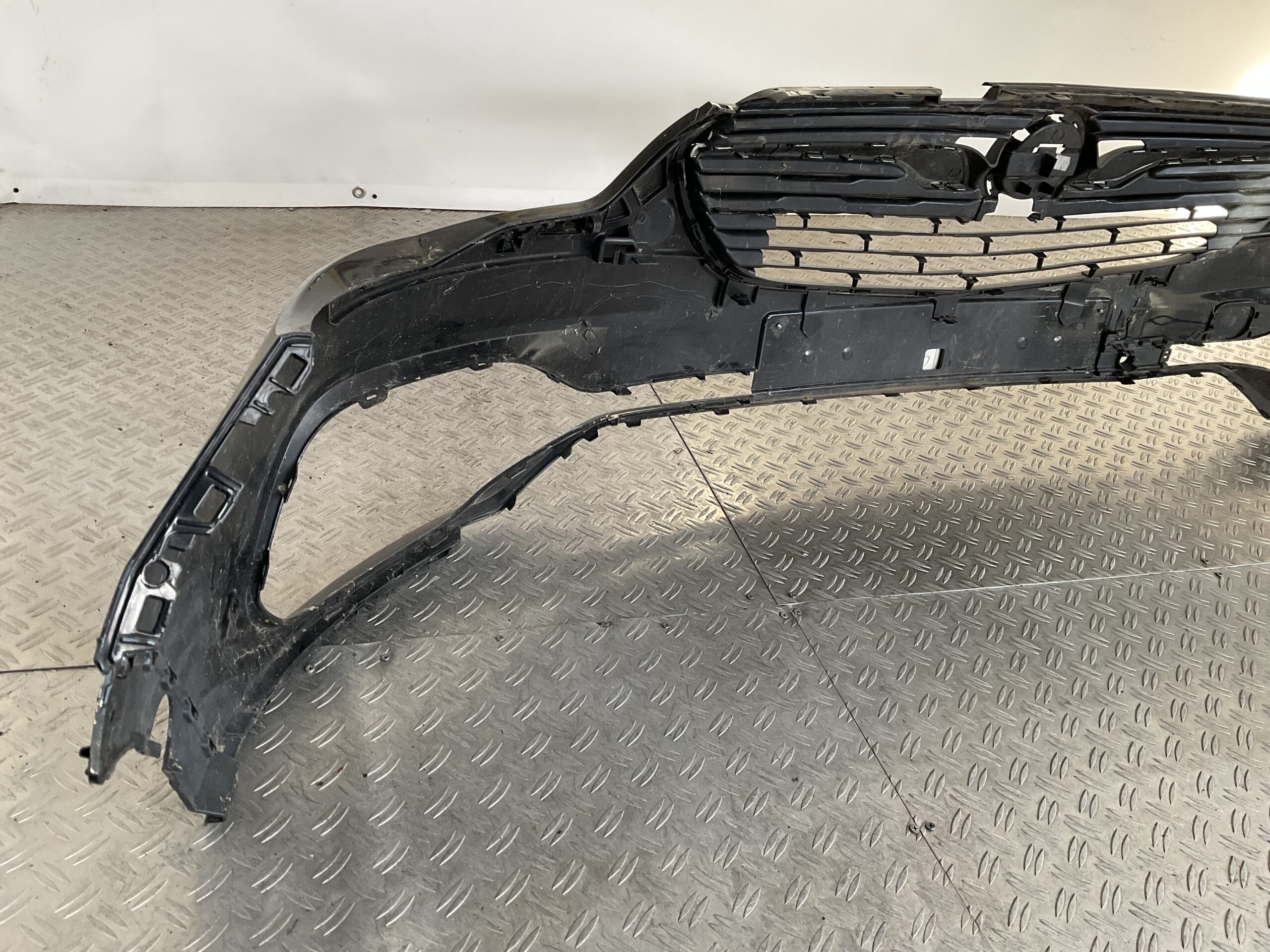Bumper Opel Grandland X YP00024277 Voorbumper i5-16666z