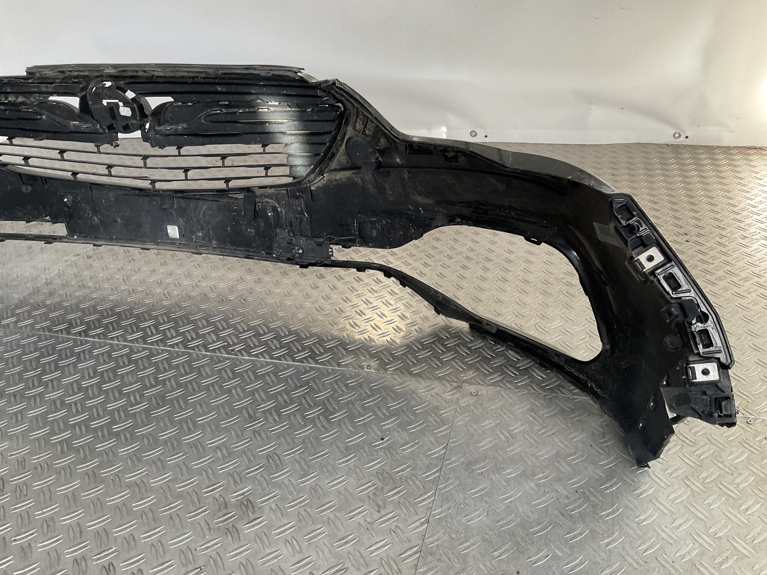 Bumper Opel Grandland X YP00024277 Voorbumper i5-16666z
