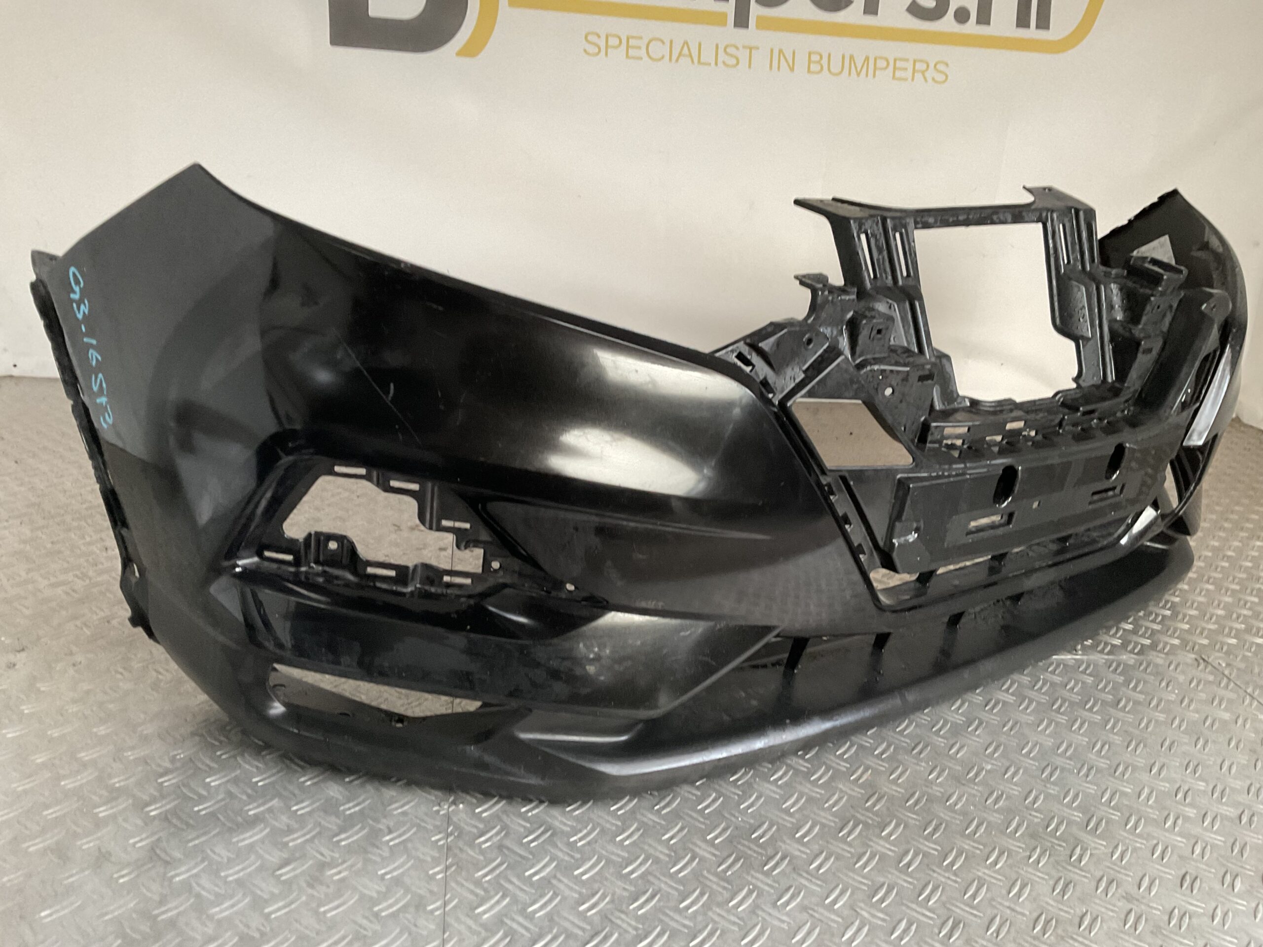 Bumper Nissan Qashqai 17-21 62022-HV00H Voorbumper G3-16513z