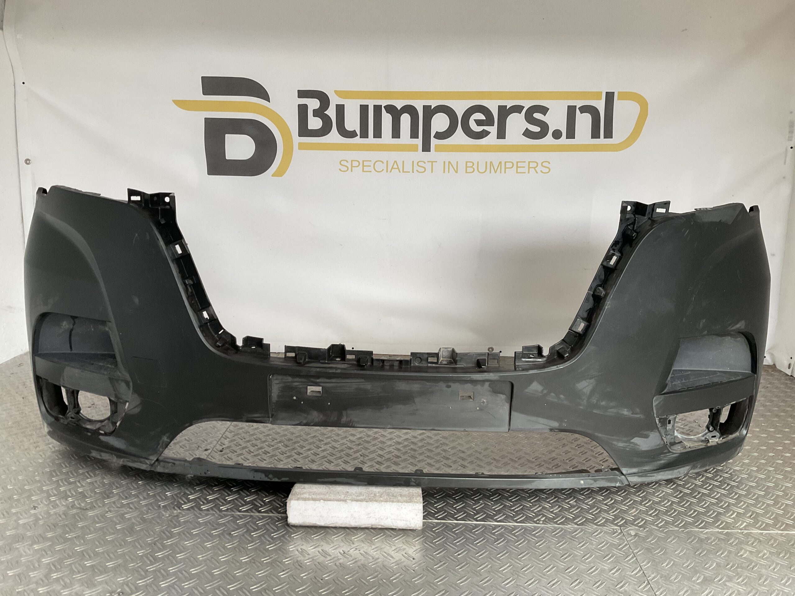 Bumper Renault Master 3 19-24 620228205R Voorbumper F10-16658z