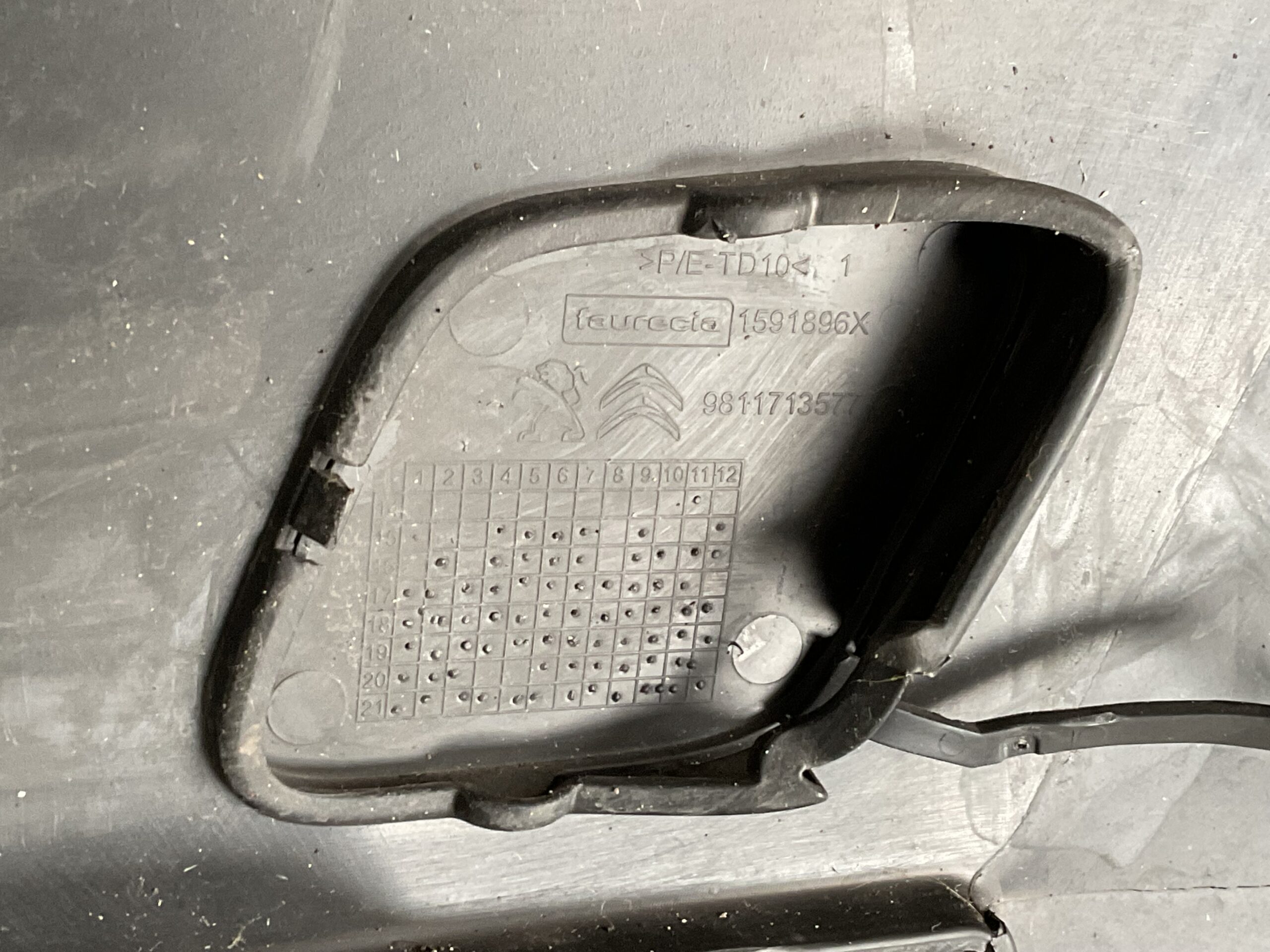 Bumper Peugeot Expert Citroen Jumpy 18-23 9808639977 Voorbumper J5-16719z