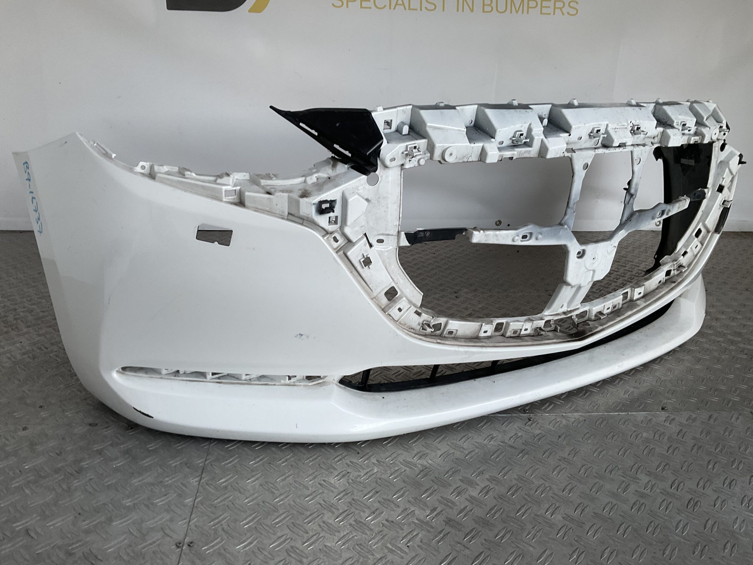 Bumper Mazda 3 19-22 kls dhm3-50719 Voorbumper B9-16737z
