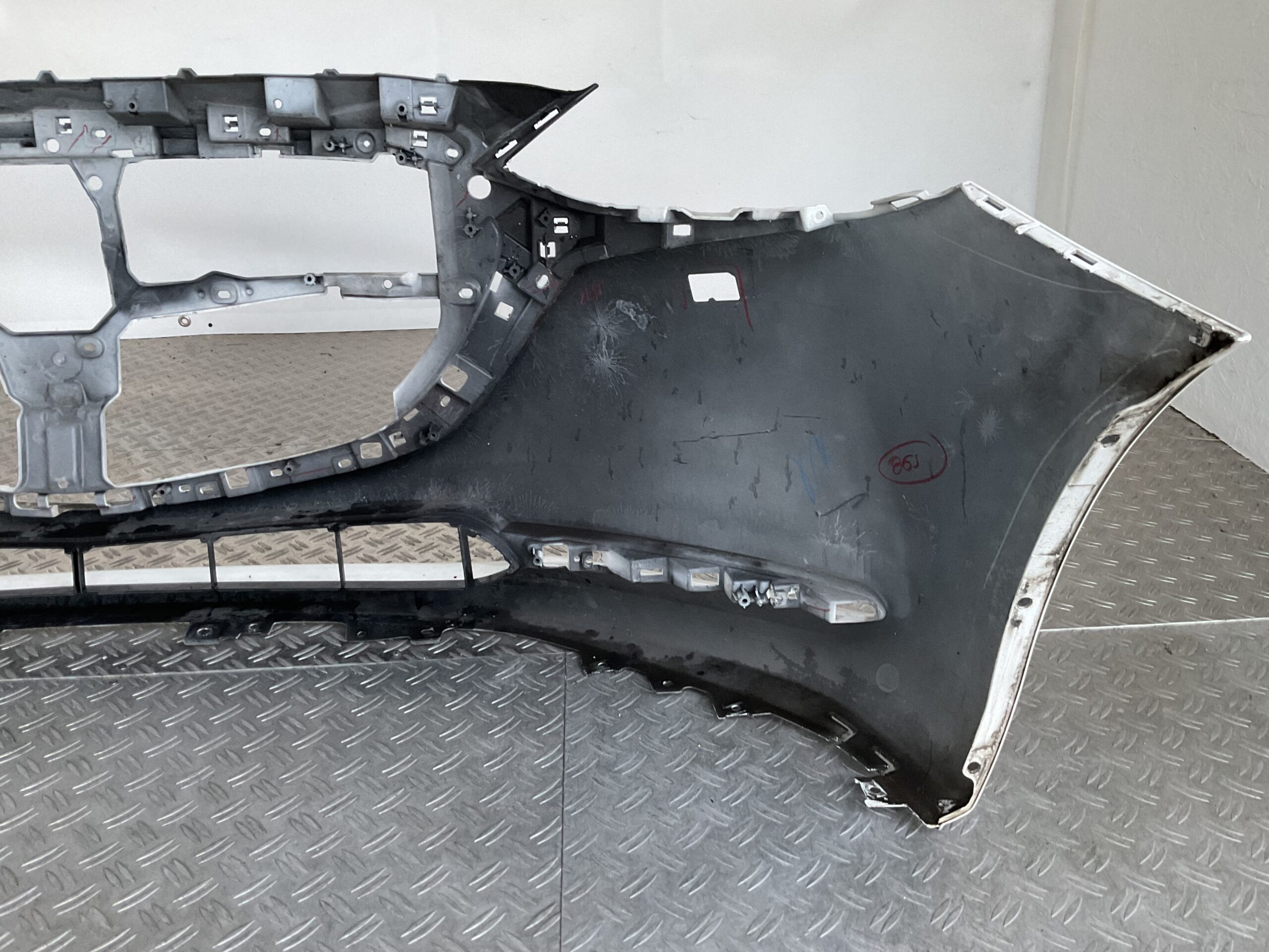 Bumper Mazda 3 19-22 kls dhm3-50719 Voorbumper B9-16737z