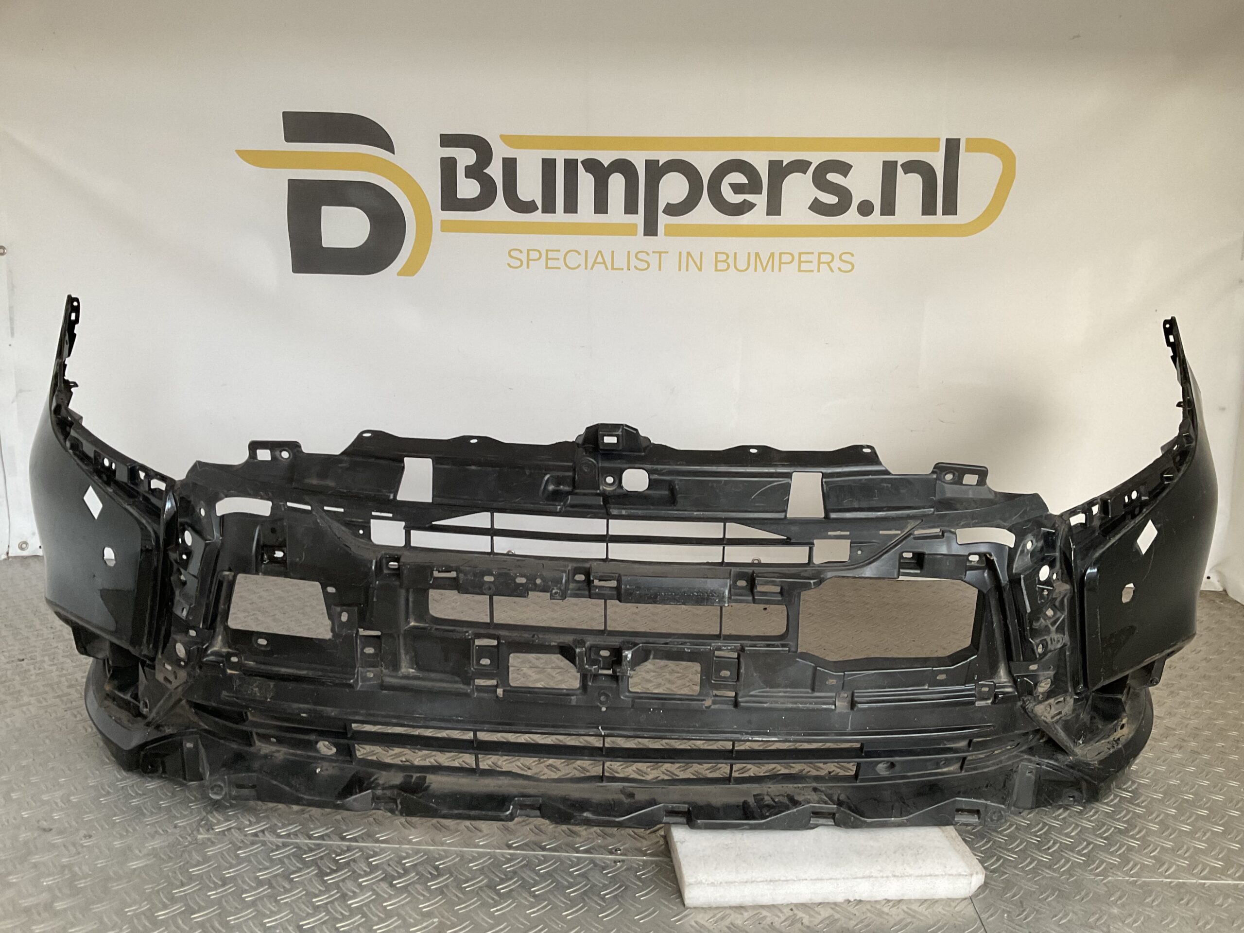 Bumper Mitsubishi Outlander 16-18 6410G227ZZ Voorbumper B9-16278z