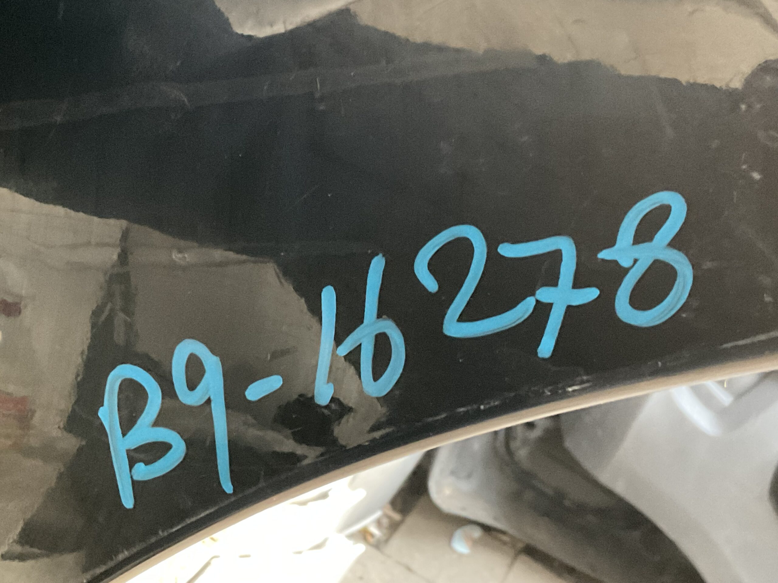 Bumper Mitsubishi Outlander 16-18 6410G227ZZ Voorbumper B9-16278z