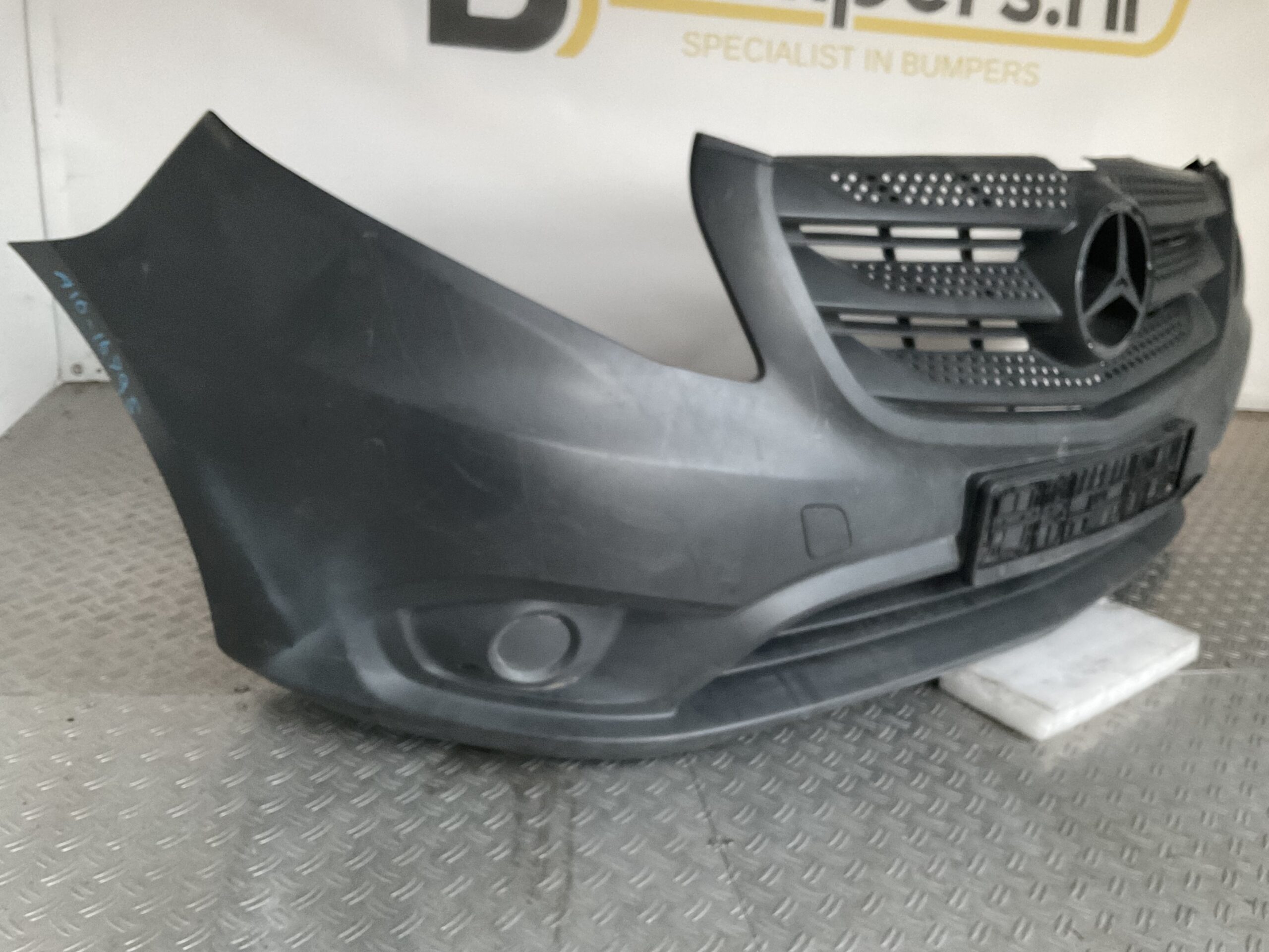 Bumper Mercedes Vito W447 A4478850425 Voorbumper A10-16795z