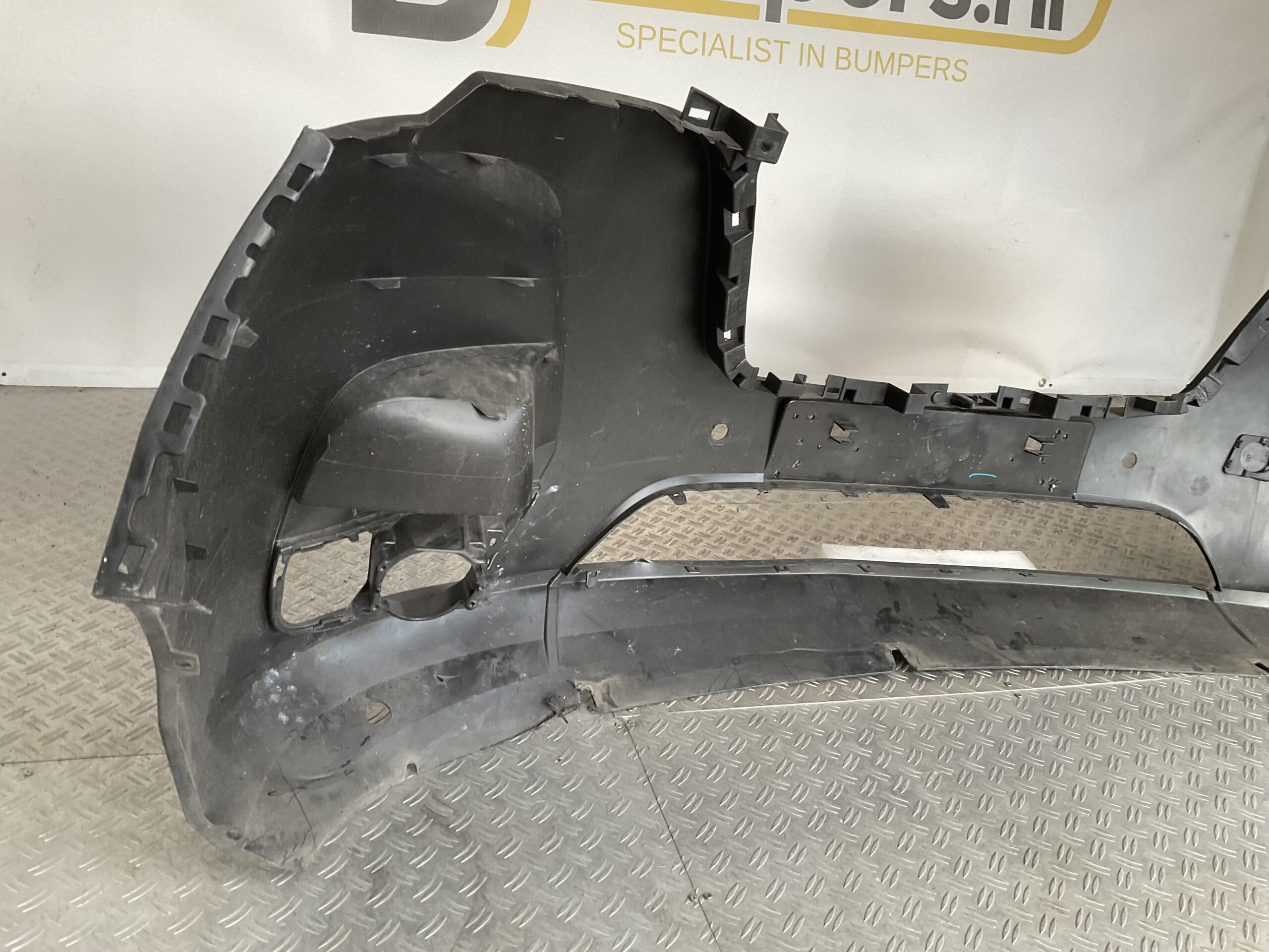 Bumper Renault Master 3 19-24 620228205R Voorbumper F10-16833z