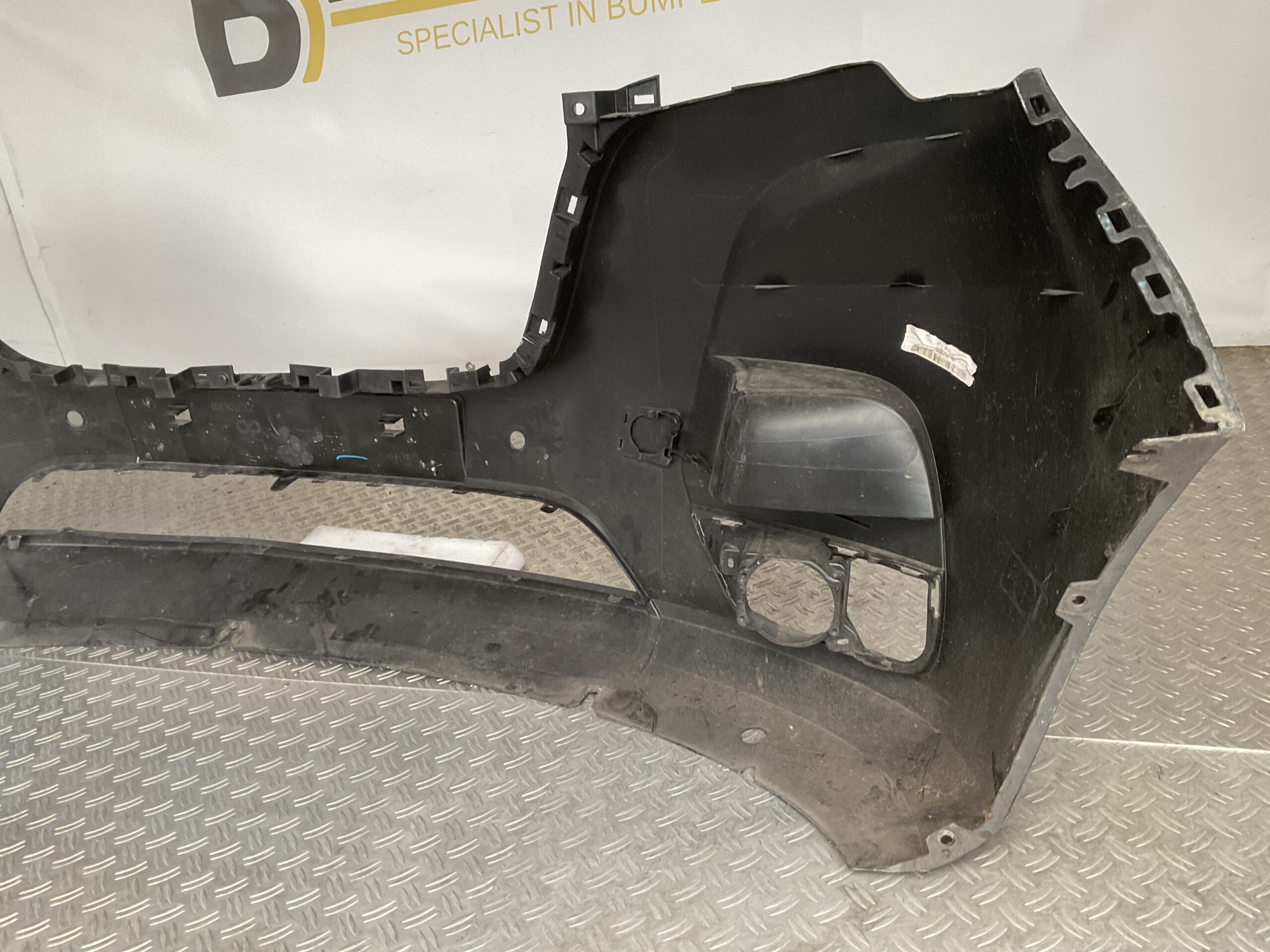 Bumper Renault Master 3 19-24 620228205R Voorbumper F10-16833z