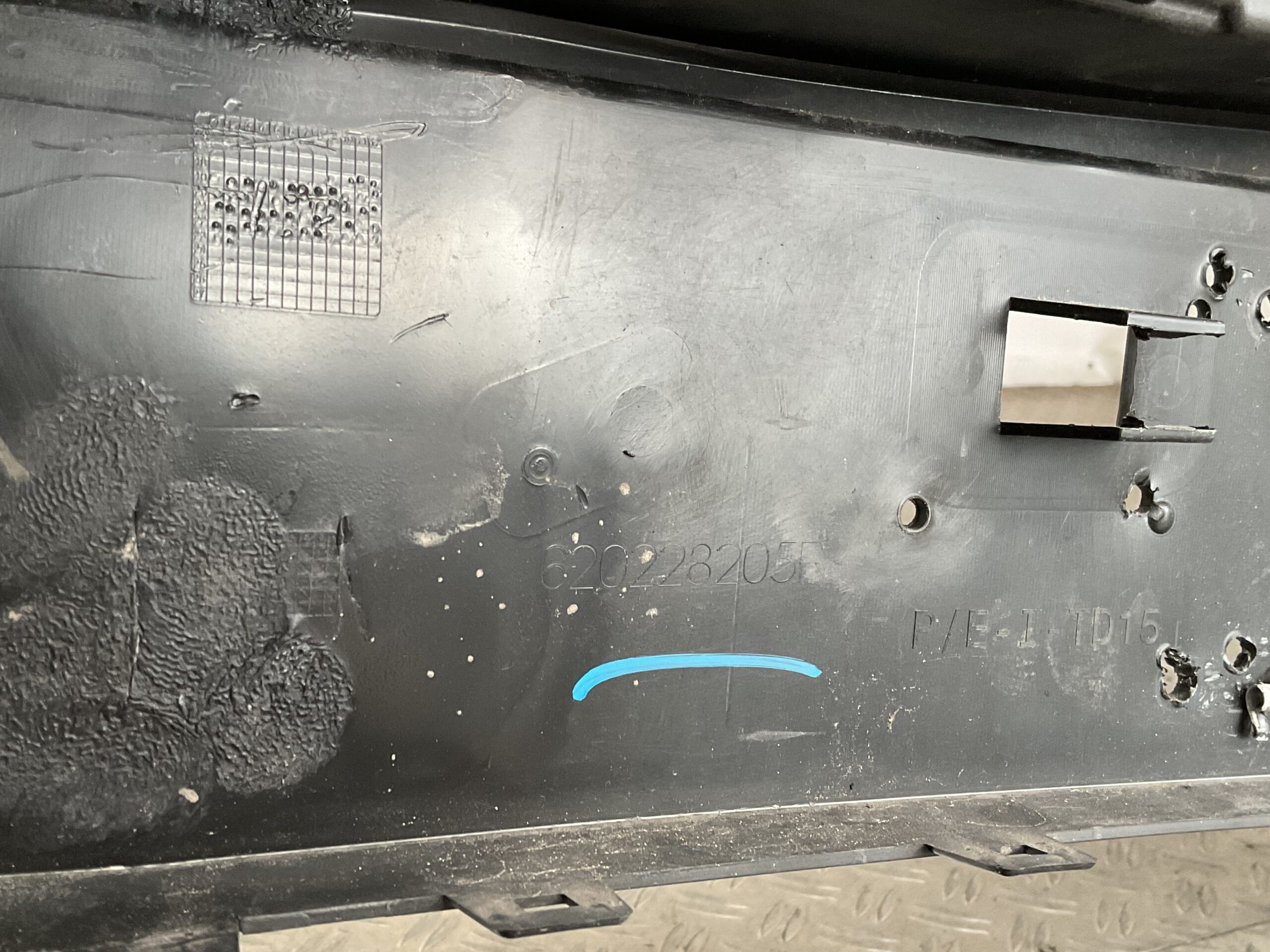 Bumper Renault Master 3 19-24 620228205R Voorbumper F10-16833z