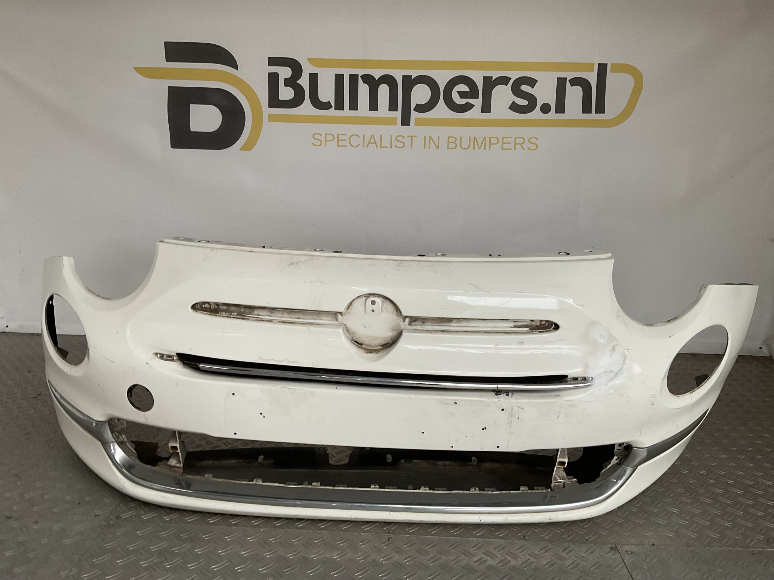 Bumper Fiat 500 Lounge Facelift 16-23 735619491 Voorbumper B8-16844z