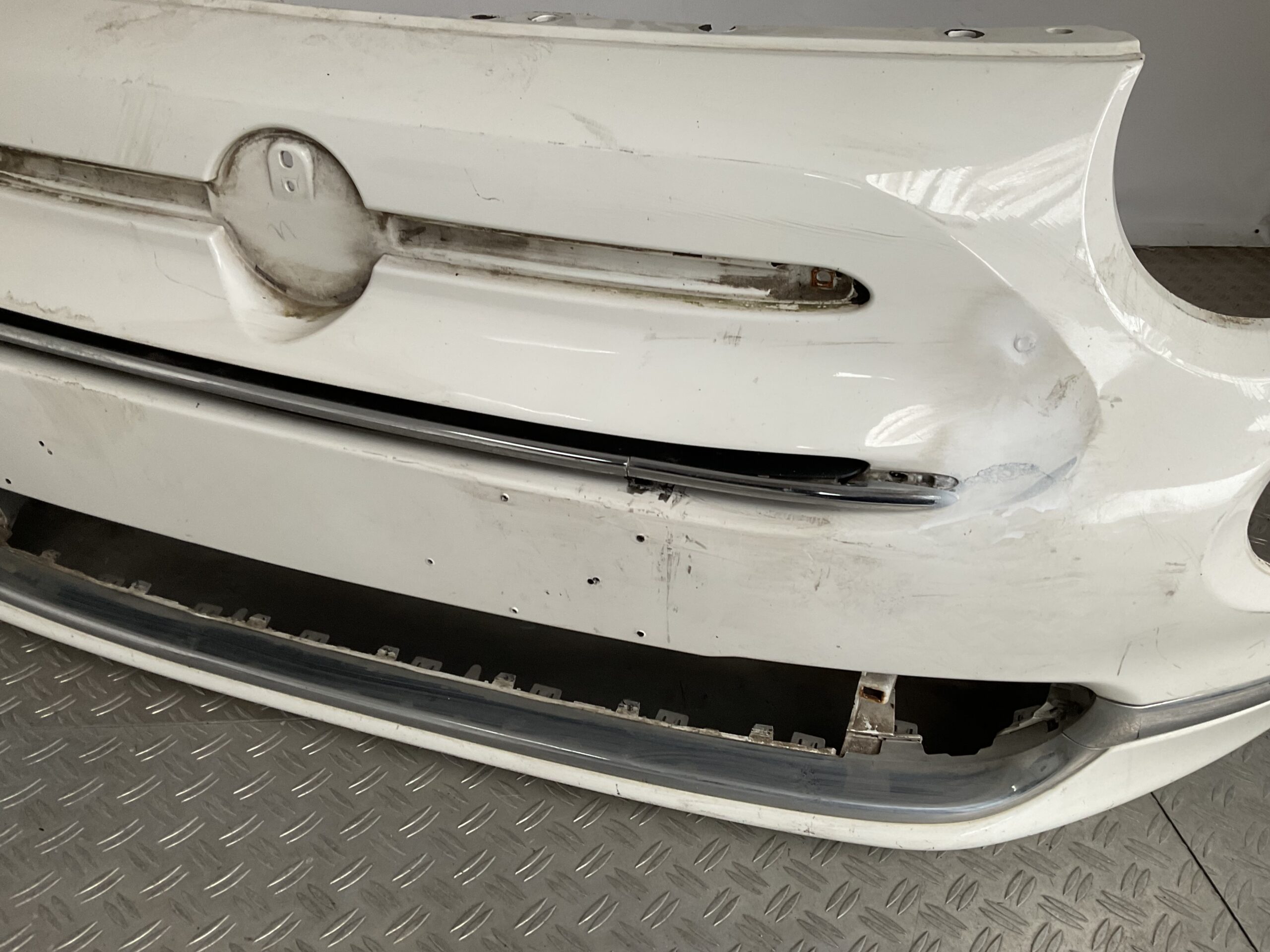 Bumper Fiat 500 Lounge Facelift 16-23 735619491 Voorbumper B8-16844z