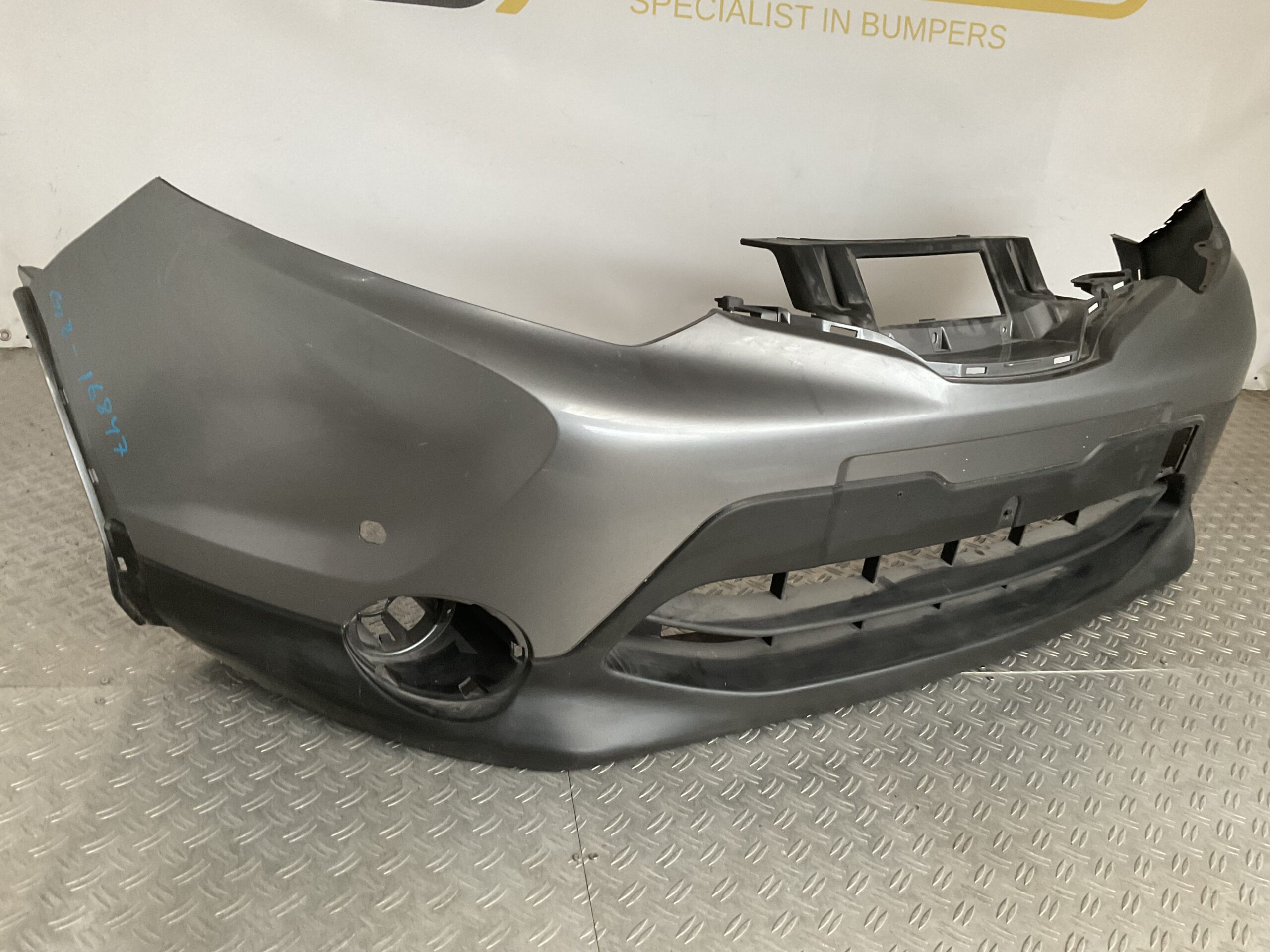 Bumper Nissan Qashqai 12-17 620224ea0h Voorbumper G8-16847z