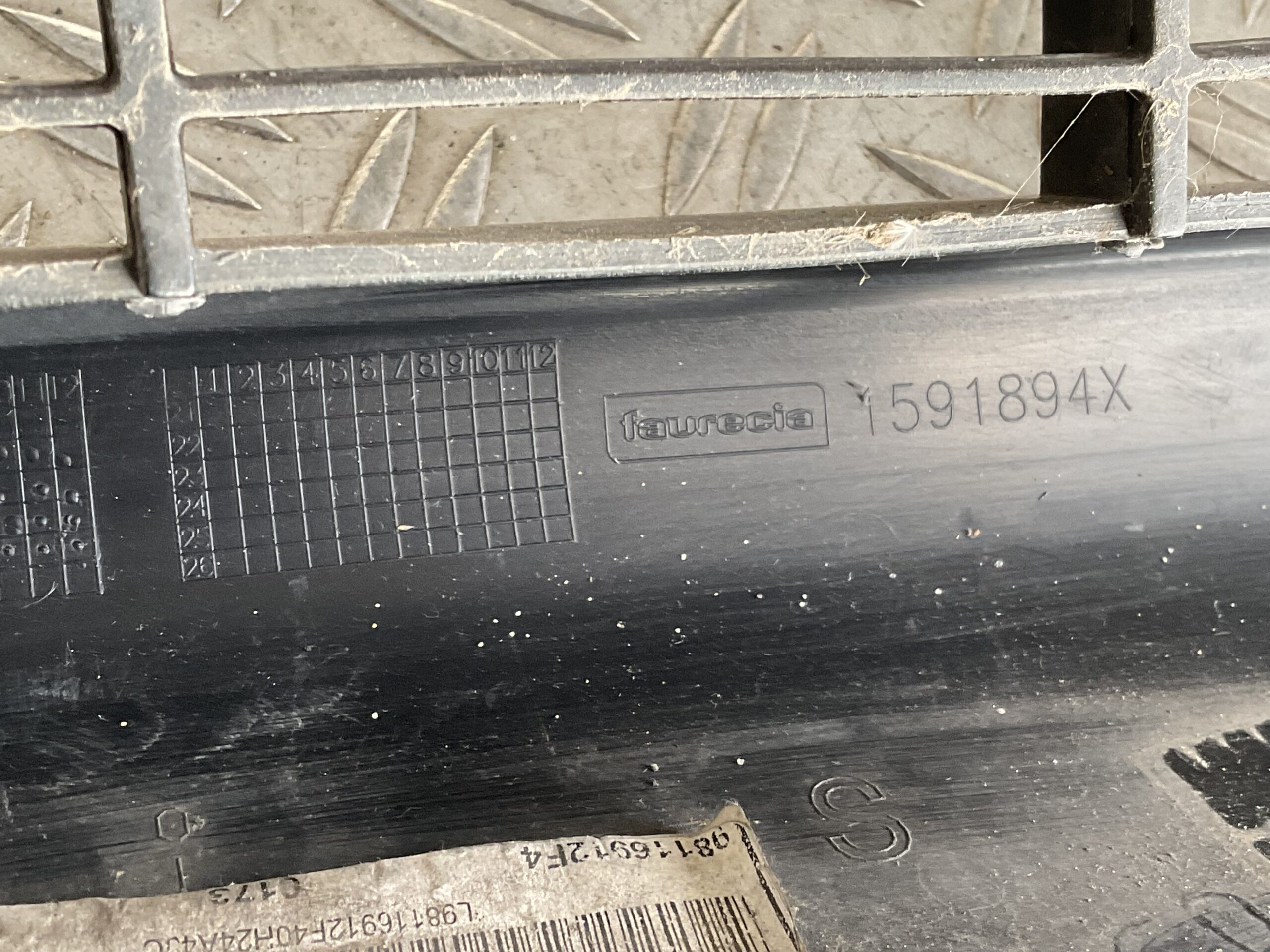 Bumper Peugeot Expert Citroen Jumpy 18-23 9808639977 Voorbumper J5-16813z