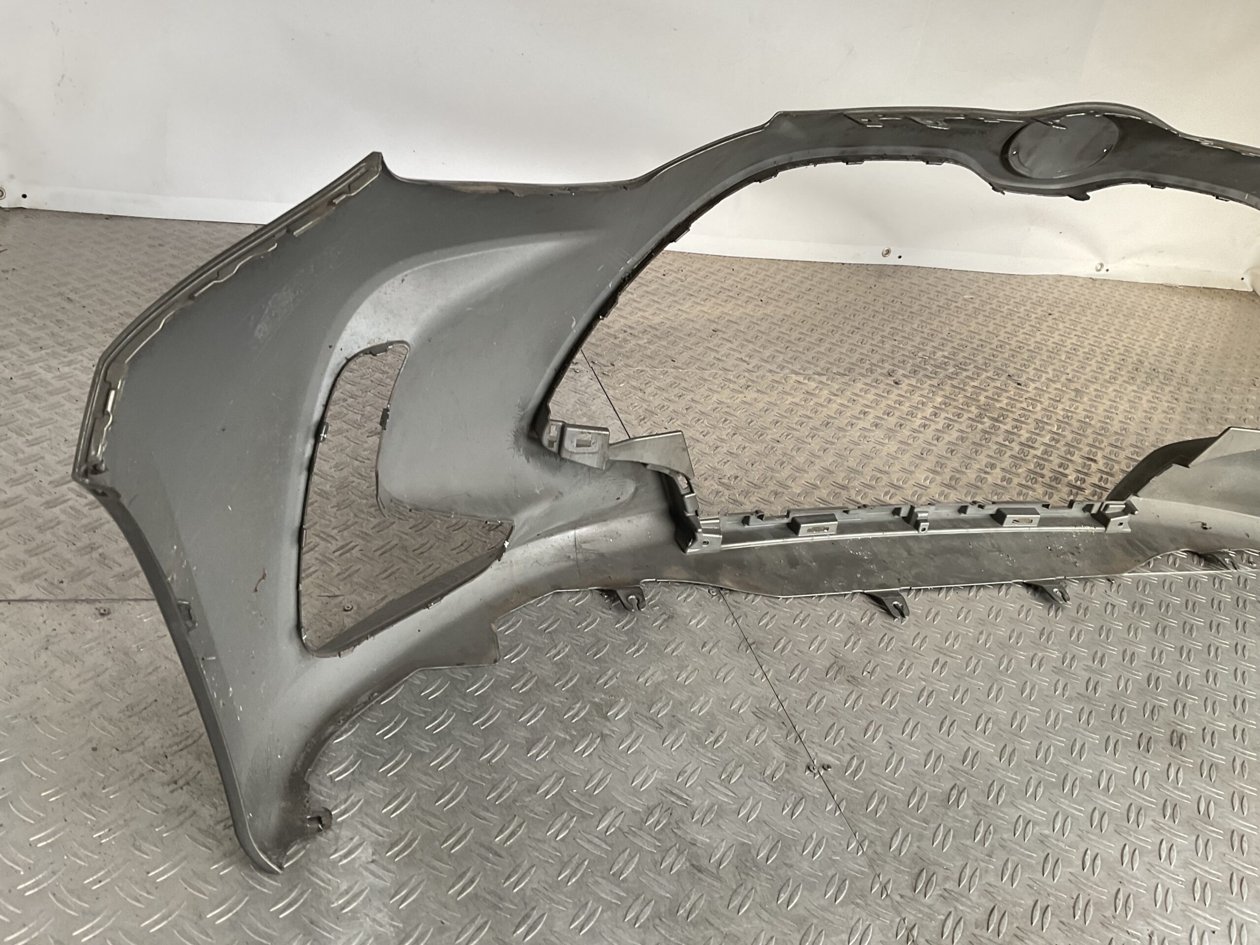 Bumper Toyota Yaris 19-23 52119-0DA00 Voorbumper D5-16957z