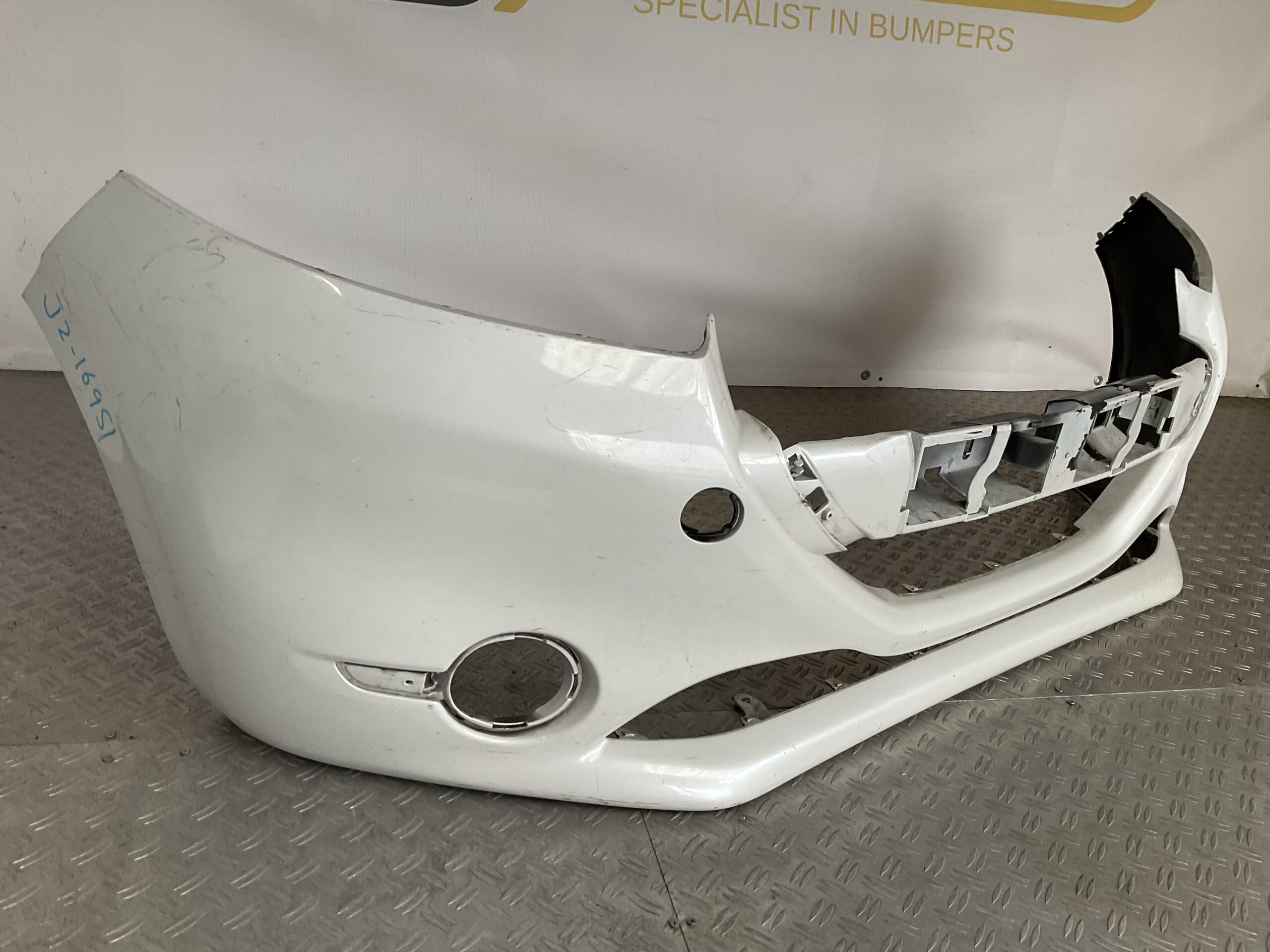 Bumper Peugeot 208 12-16 9672794477 1083795x Voorbumper J2-16951z