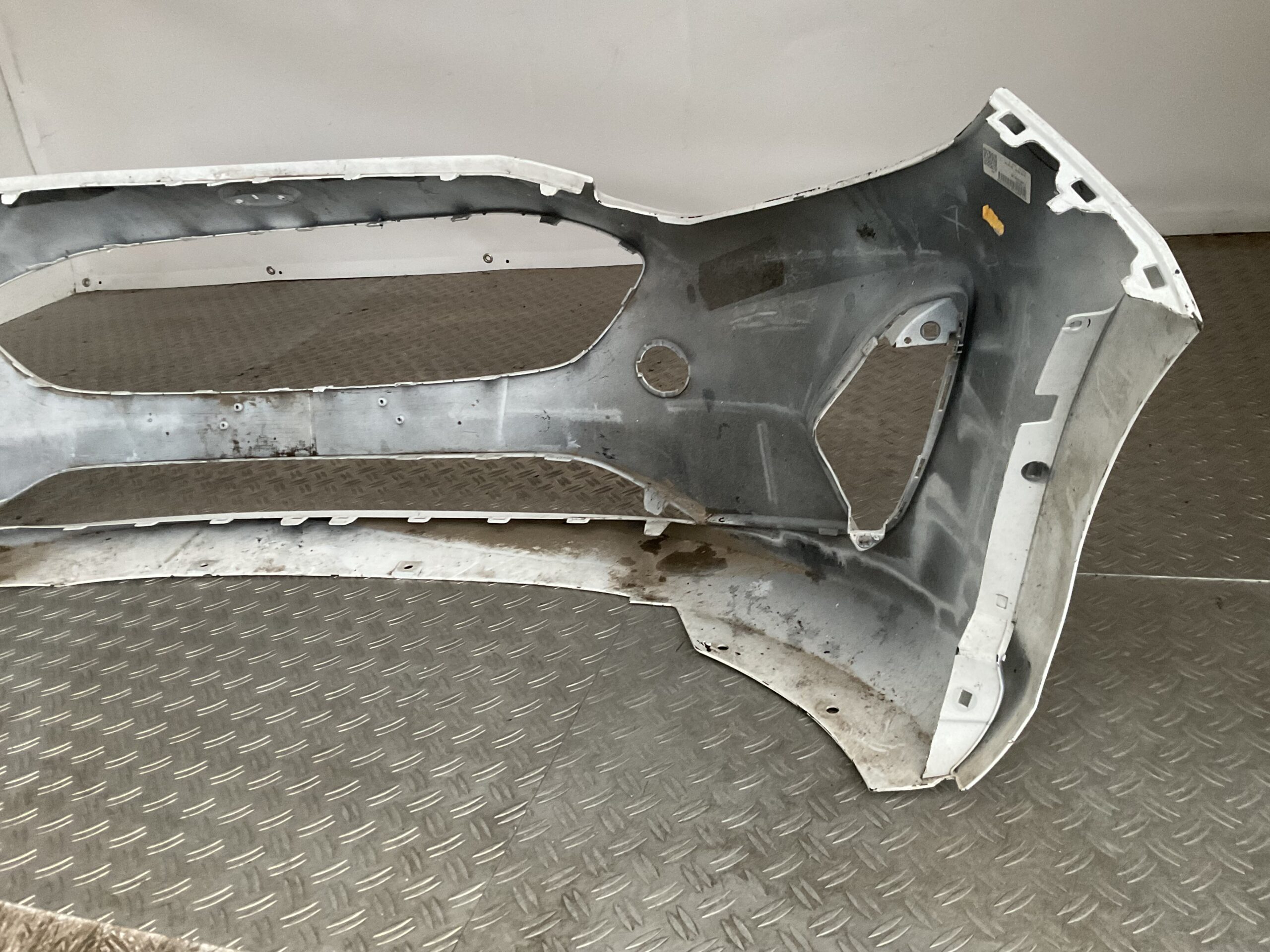 Bumper Ford Fiesta MK8 17-21 H1BB-17757-A Voorbumper D3-16526z