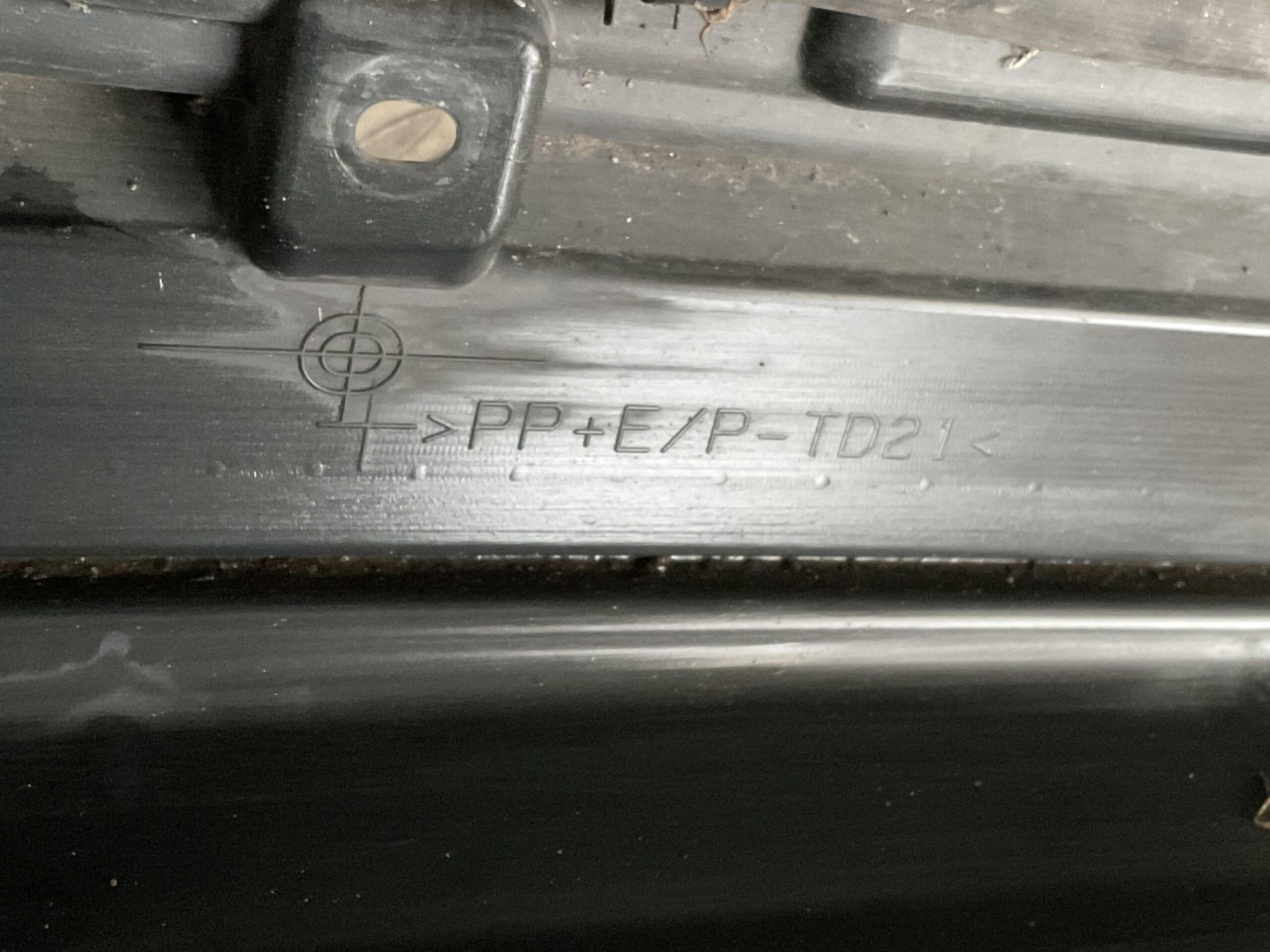 Bumper Mitsubishi Outlander 16-18 6410G227ZZ Voorbumper B9-16277z