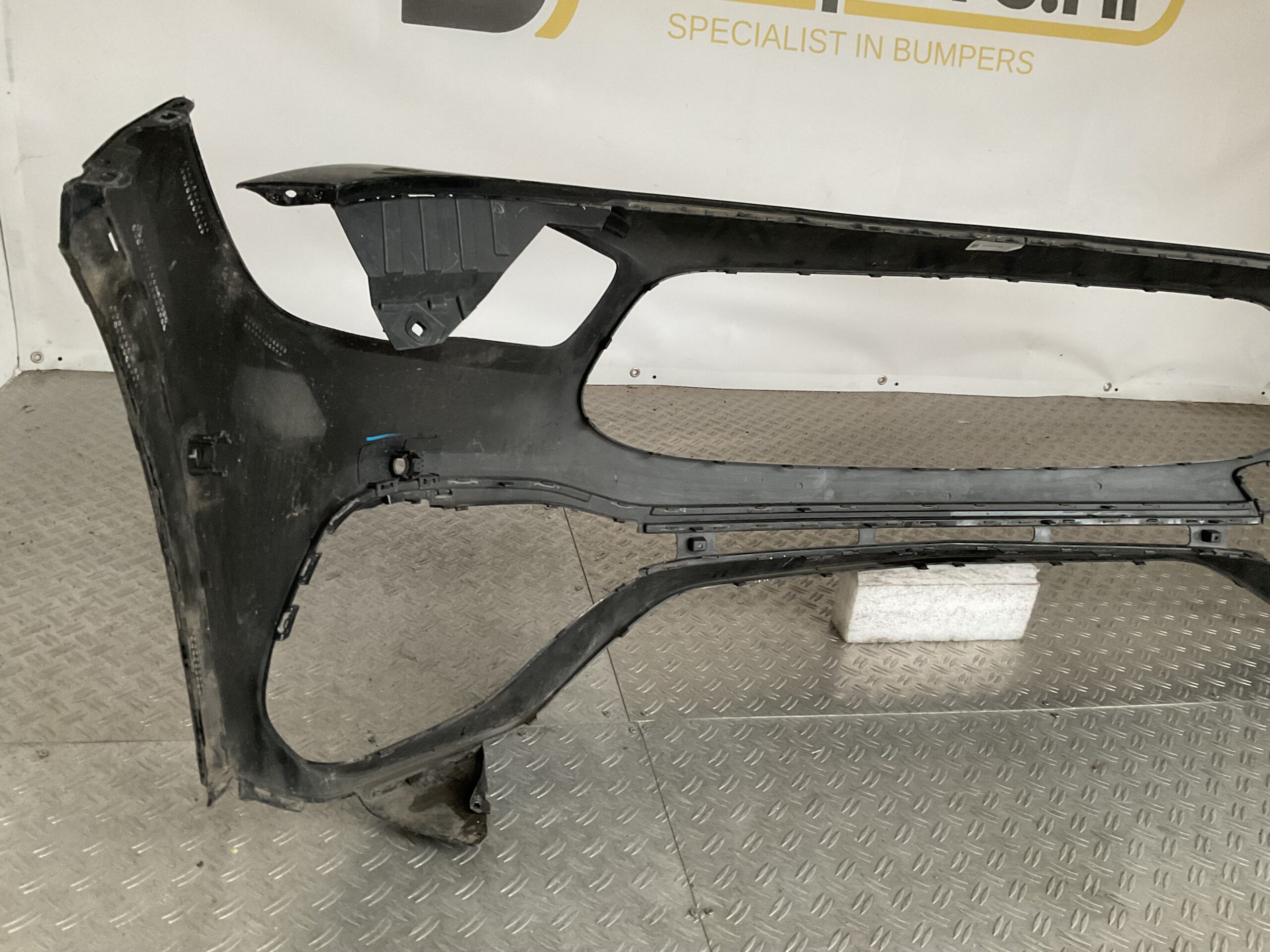 Bumper Mercedes GLA H247 AMG A2478850607 Voorbumper B3-16990z