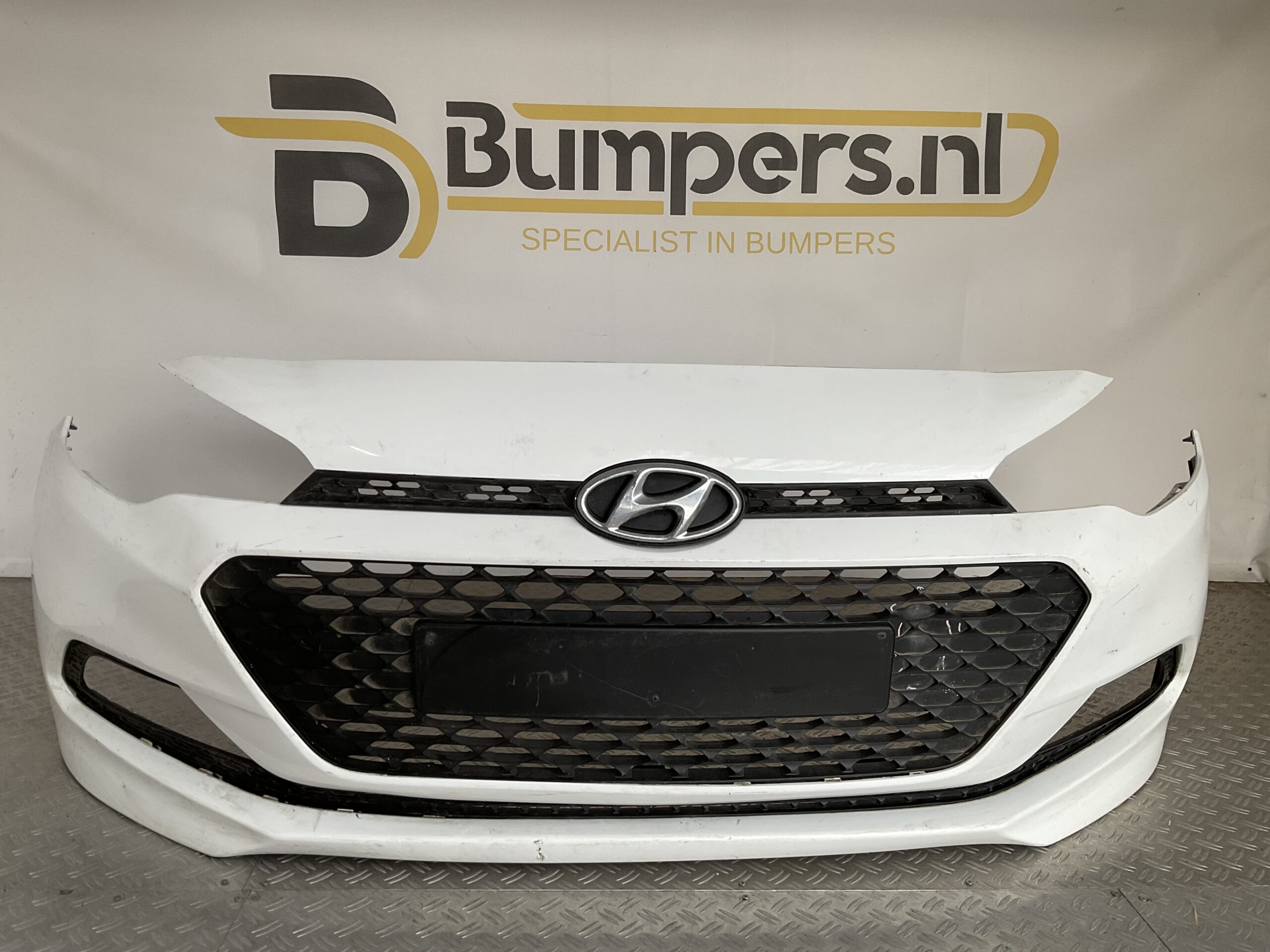 Bumper Hyundai i20 13-16 86511-C8000 Voorbumper E3-16581z