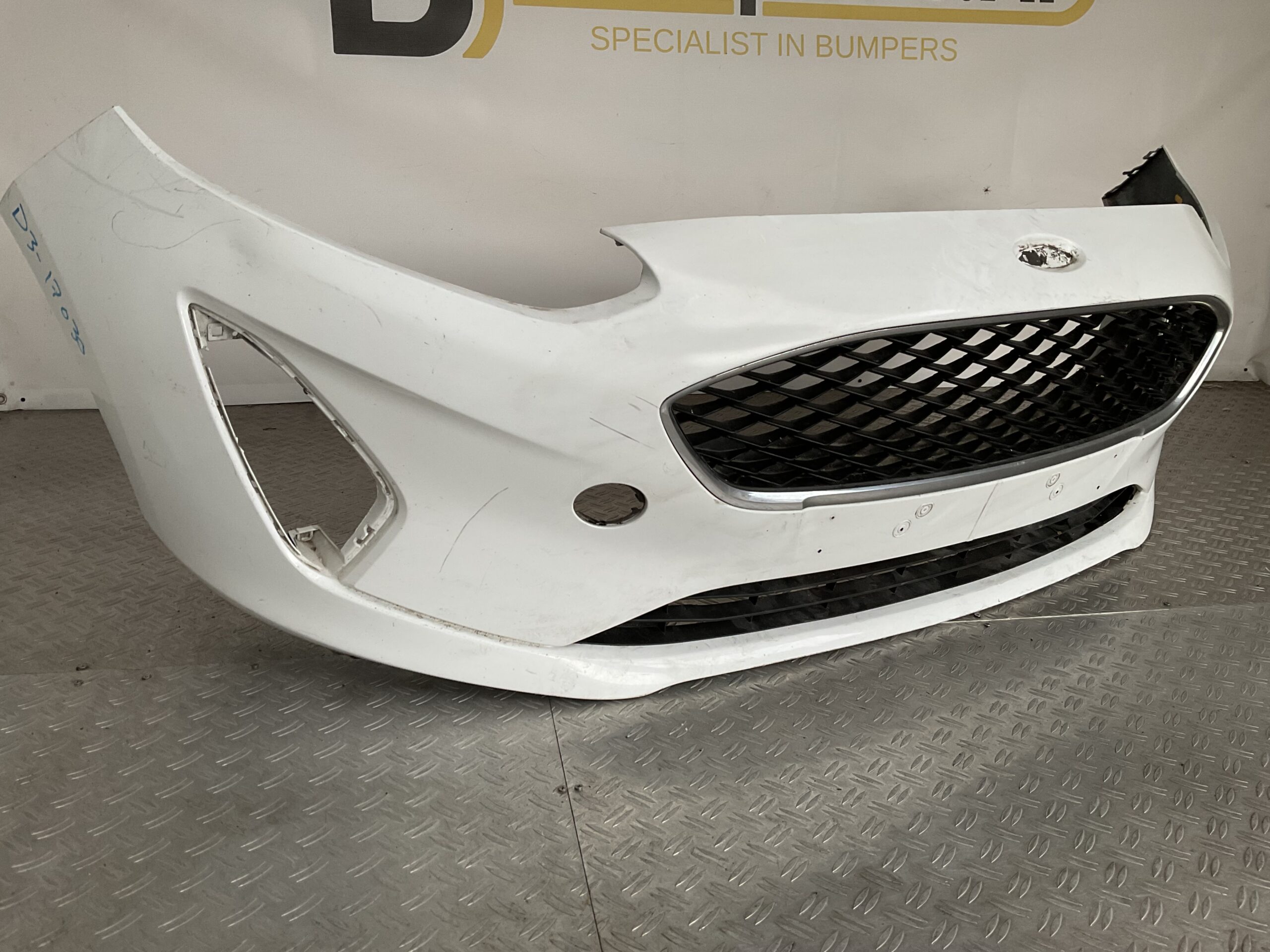 Bumper Ford Fiesta MK8 17-21 H1BB-17757-A Voorbumper D3-17030z