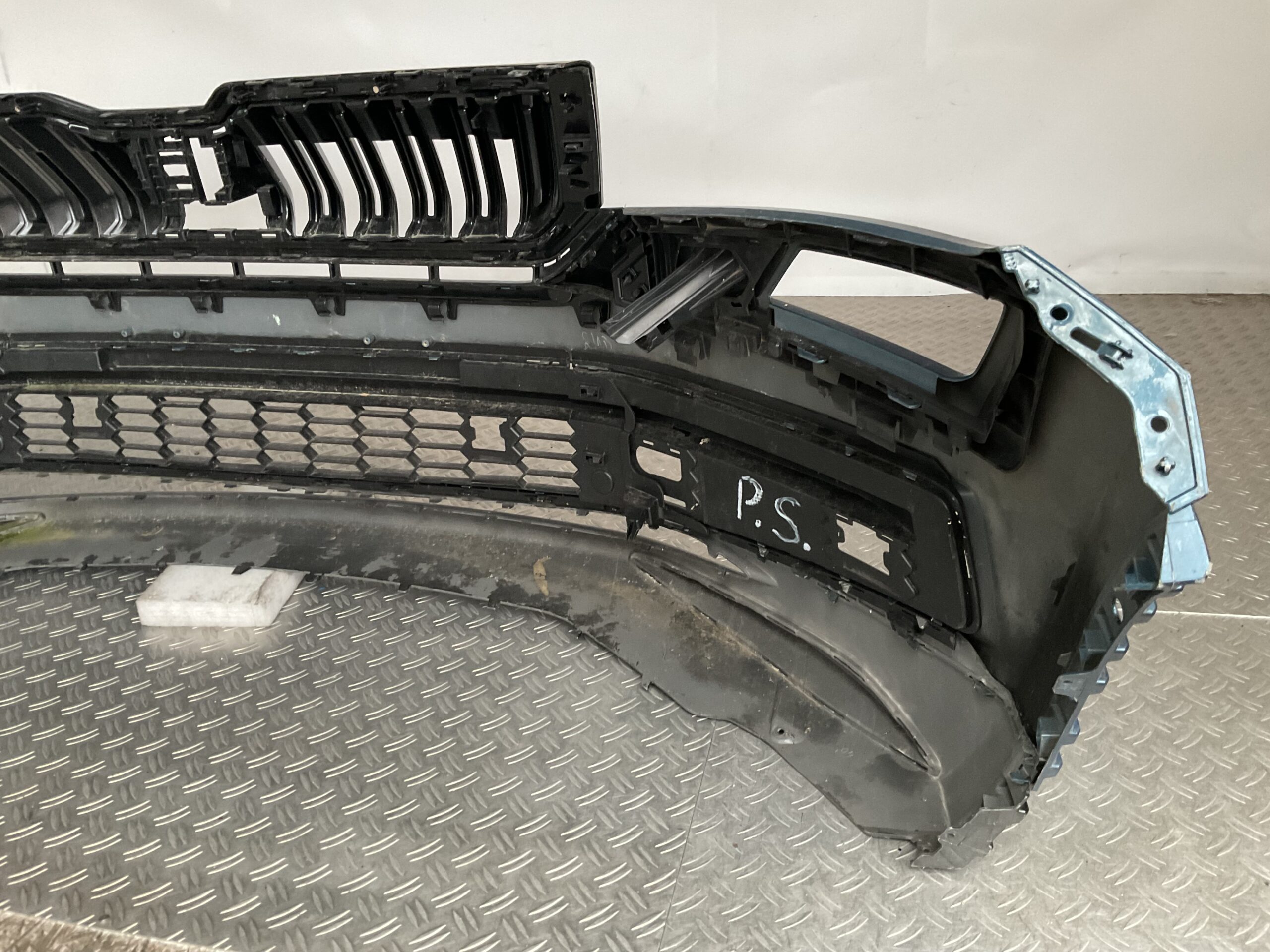 Bumper Skoda Kadiaq 565 17- 565807221 Voorbumper H5-17097z