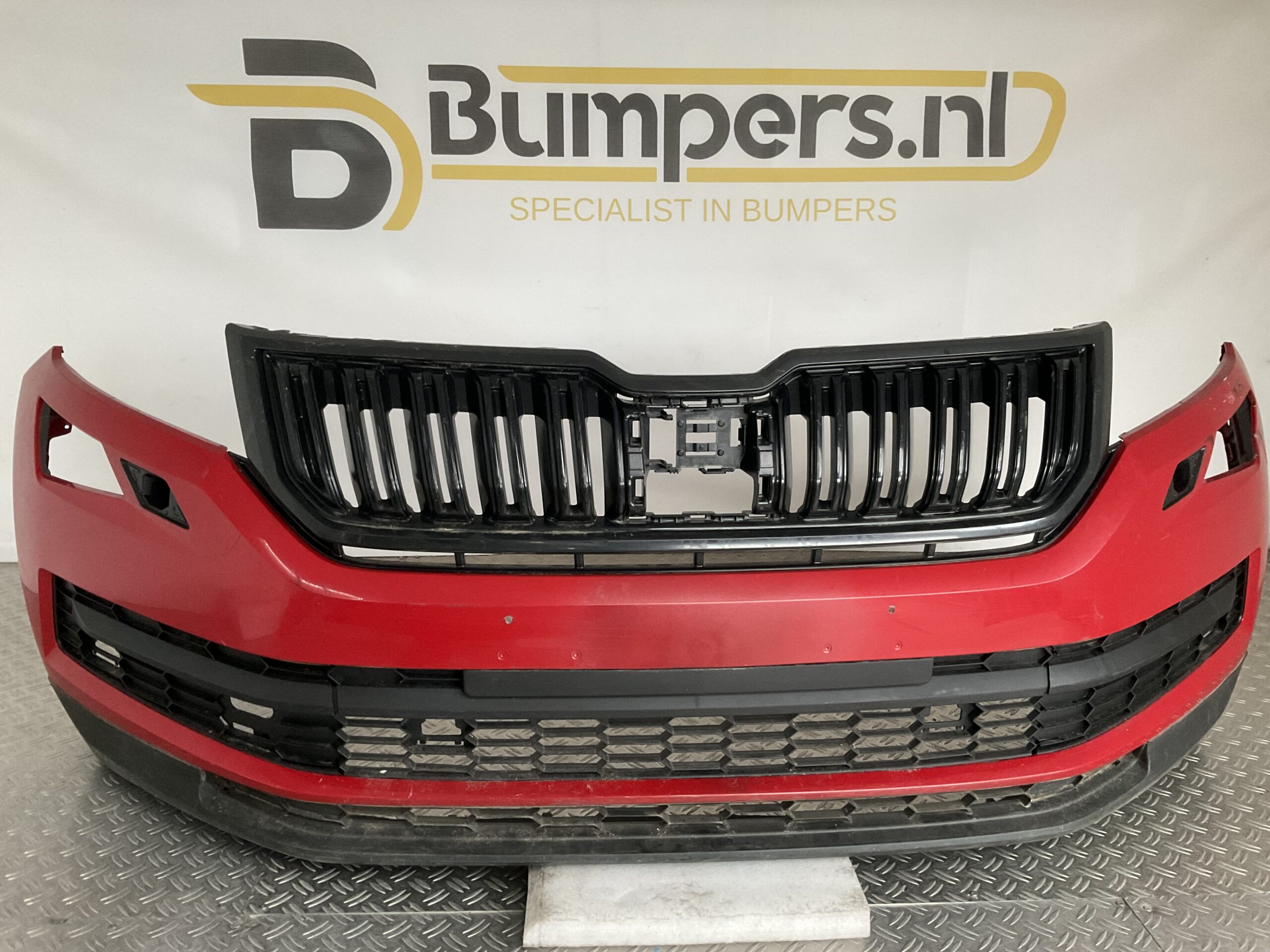 Bumper Skoda Kadiaq 565 17- 565807221 Voorbumper H5-17095z