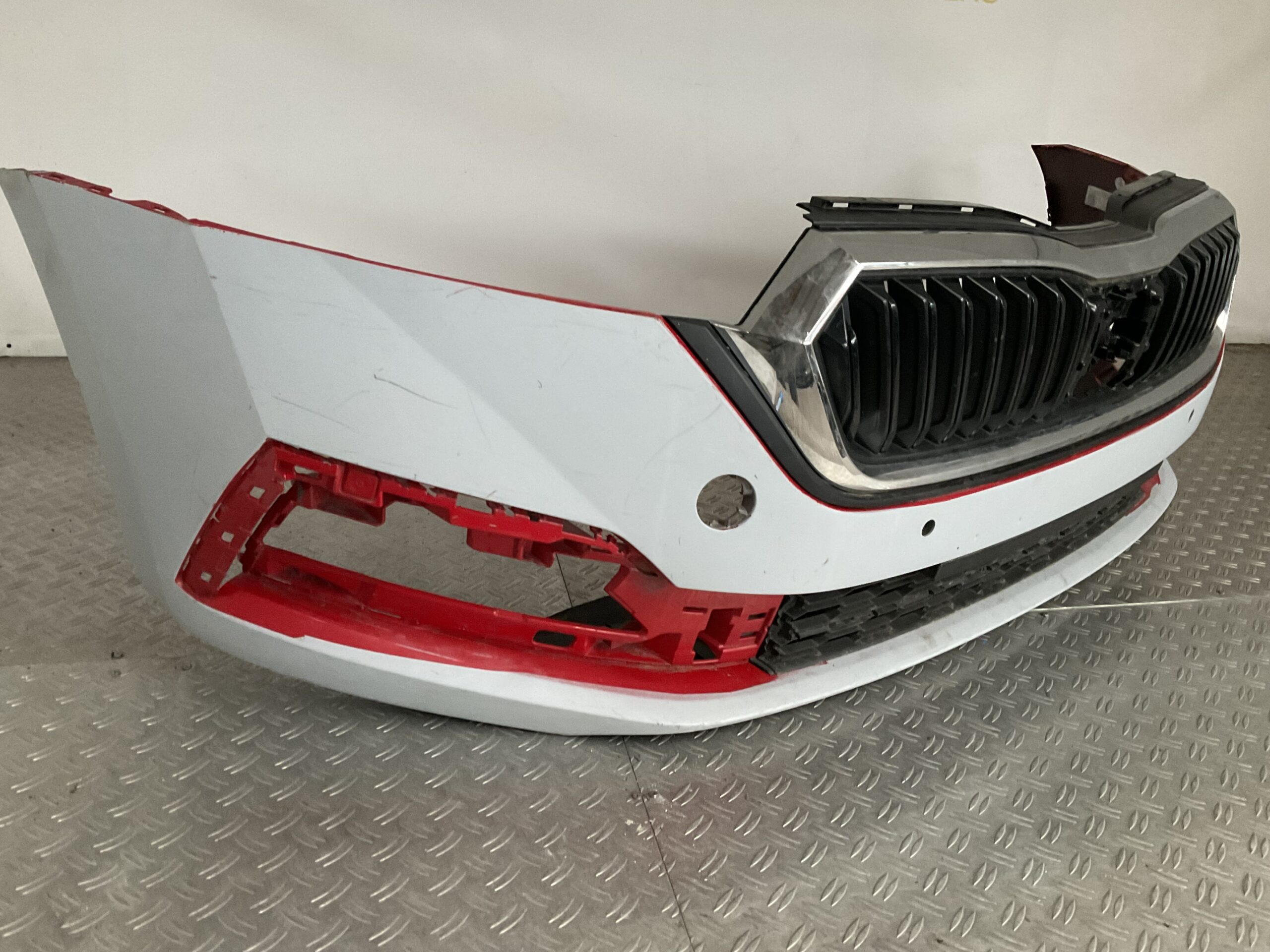Bumper Skoda Octavia 4 19-24 5E3807221 Voorbumper H5-17097z