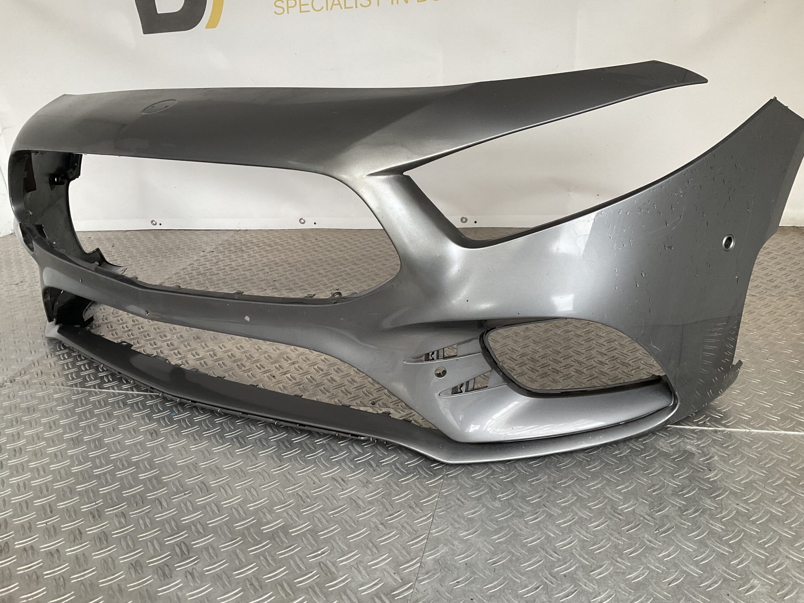 Bumper Mercedes A Klasse W177 AMG pdc 19-23 A1778856100 Voorbumper A2-17103z