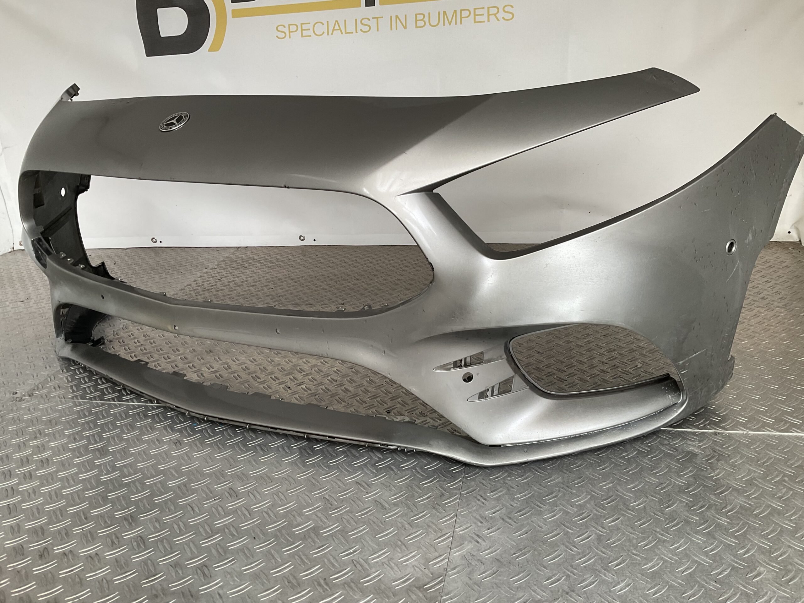 Bumper Mercedes A Klasse W177 AMG pdc 19-23 A1778856100 Voorbumper A2-17105z