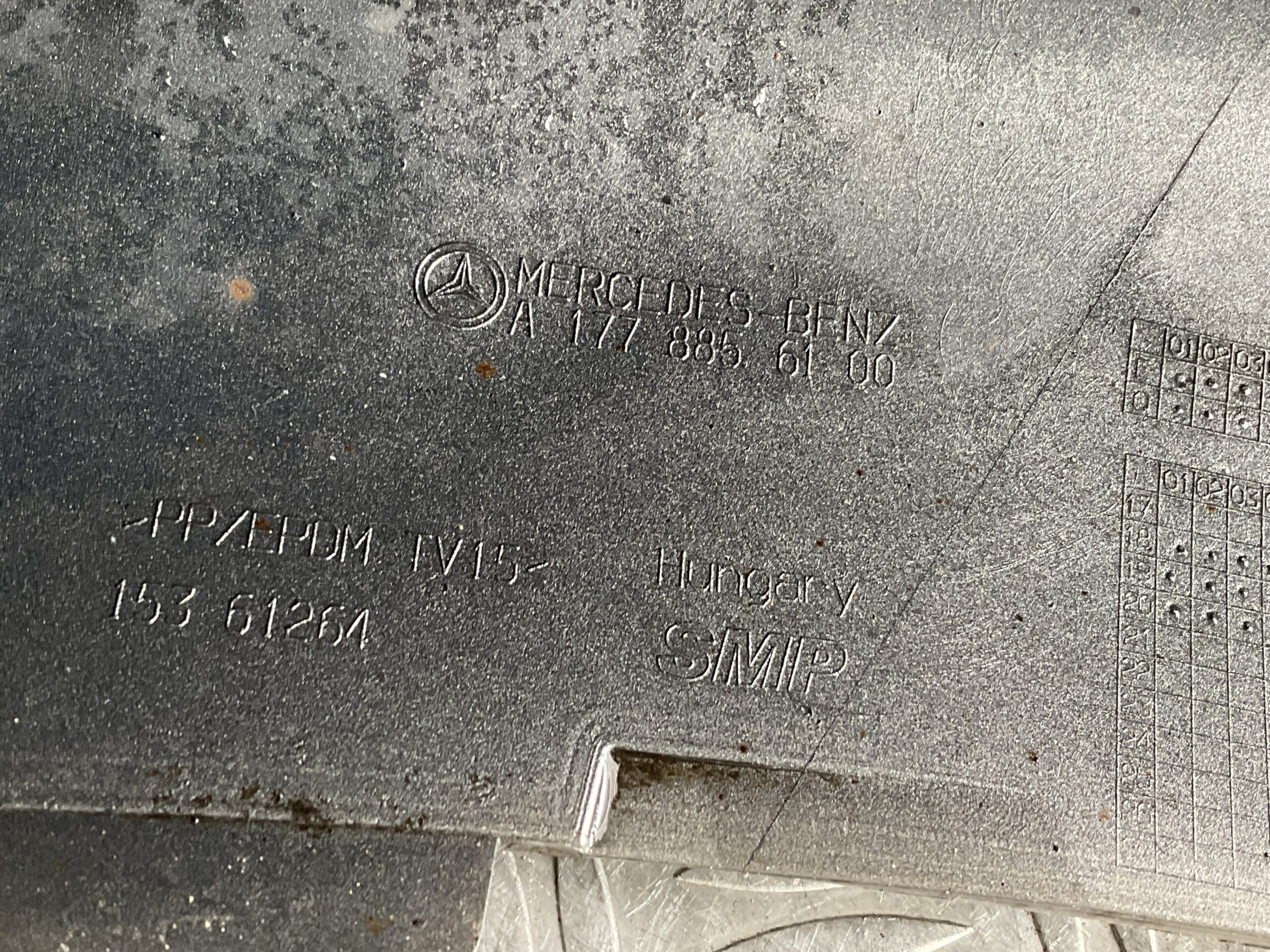 Bumper Mercedes A Klasse W177 AMG pdc 19-23 A1778856100 Voorbumper A2-17105z