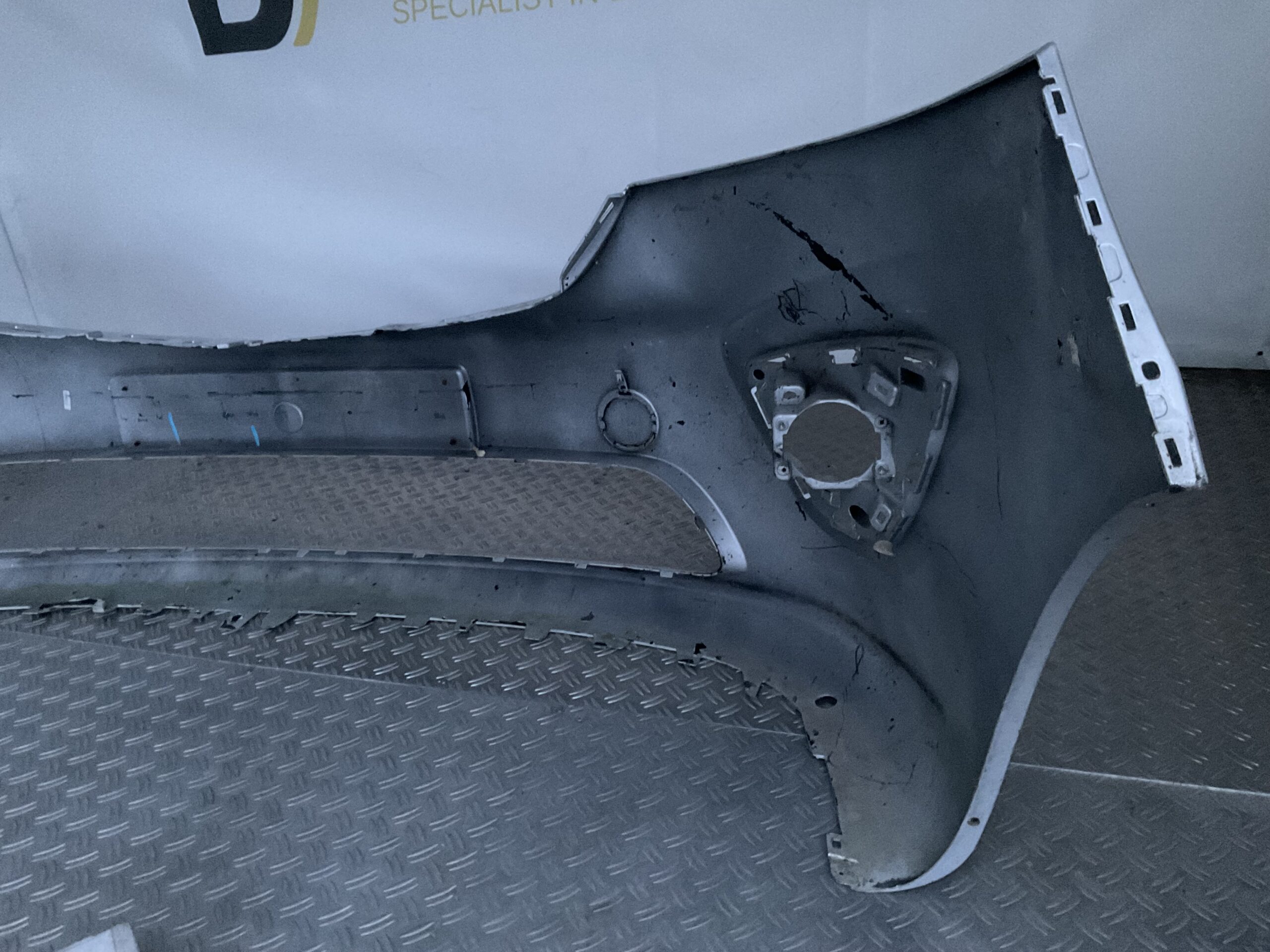 Bumper Opel Vivaro 2 Renault Trafic 14-18 620222078R Voorbumper F10-17146z