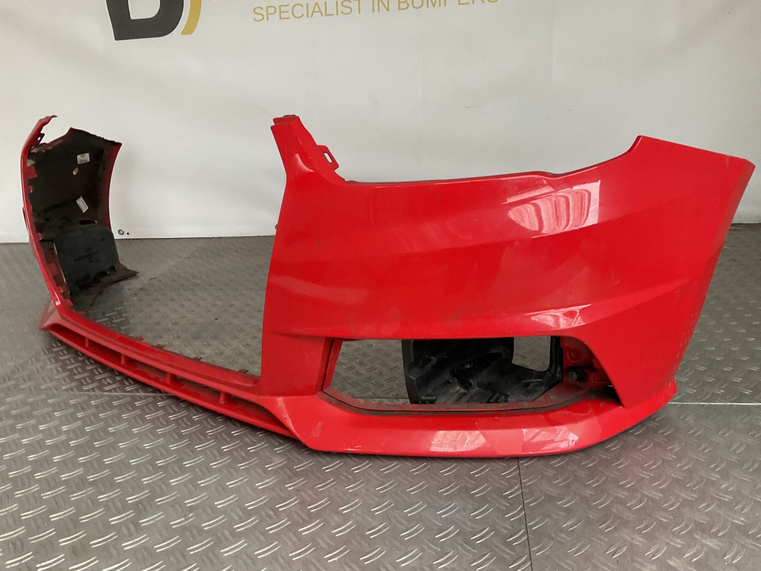 Bumper Audi A1 8xA Facelift SLINE S-LINE 15-19 8XA807437 Voorbumper H3-17148z