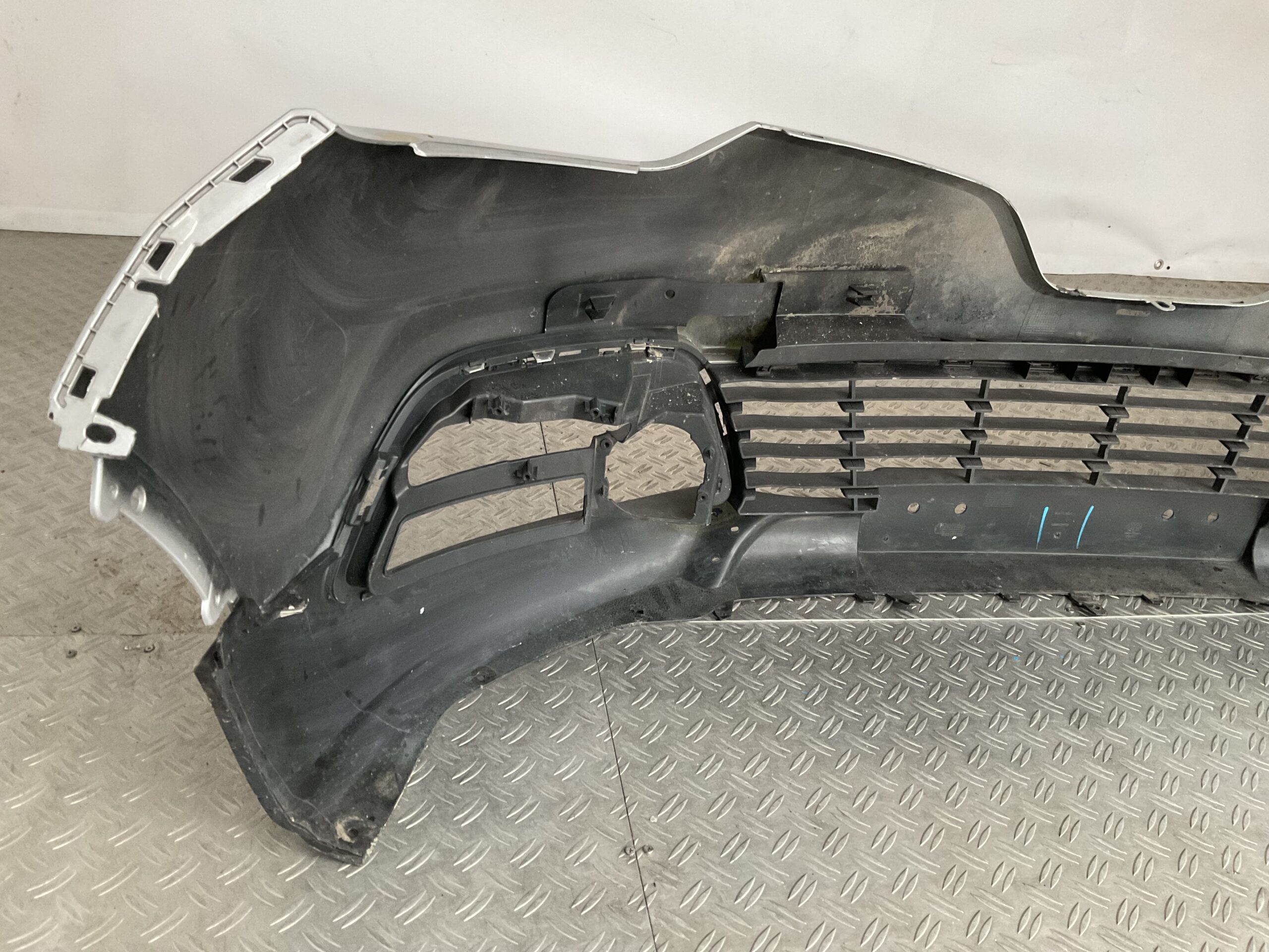 Bumper Renault Captur 2013-2016 620842933R Voorbumper F5-16521z