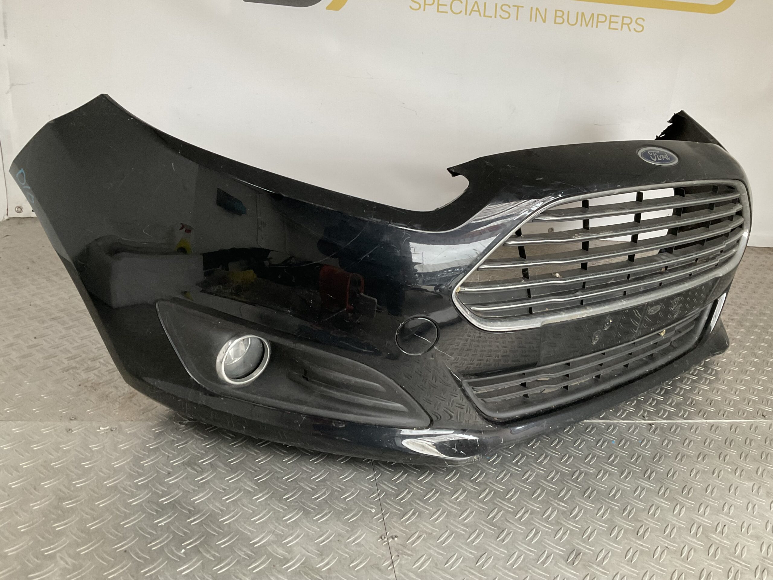 Bumper Ford Fiesta MK7 13-16 C1BB-17757-a Voorbumper D10-17155z
