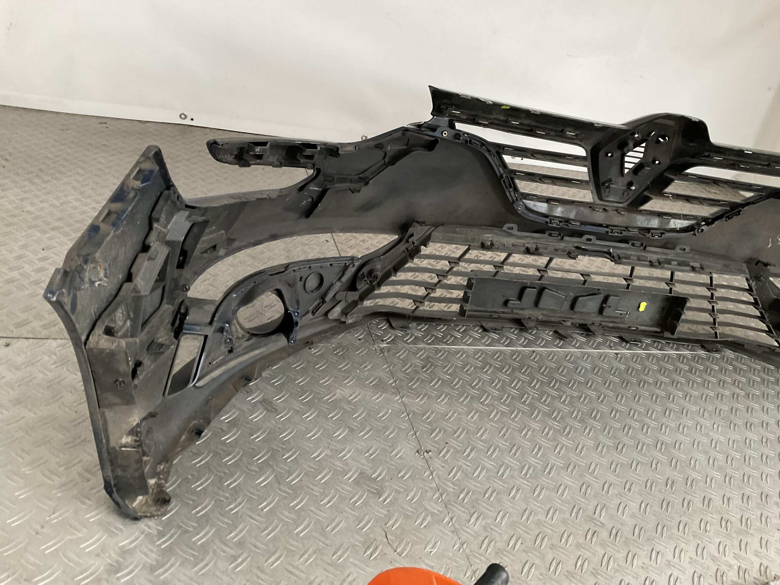 Bumper Renault Megane 4 16-21 620225094R Voorbumper F5-17165z