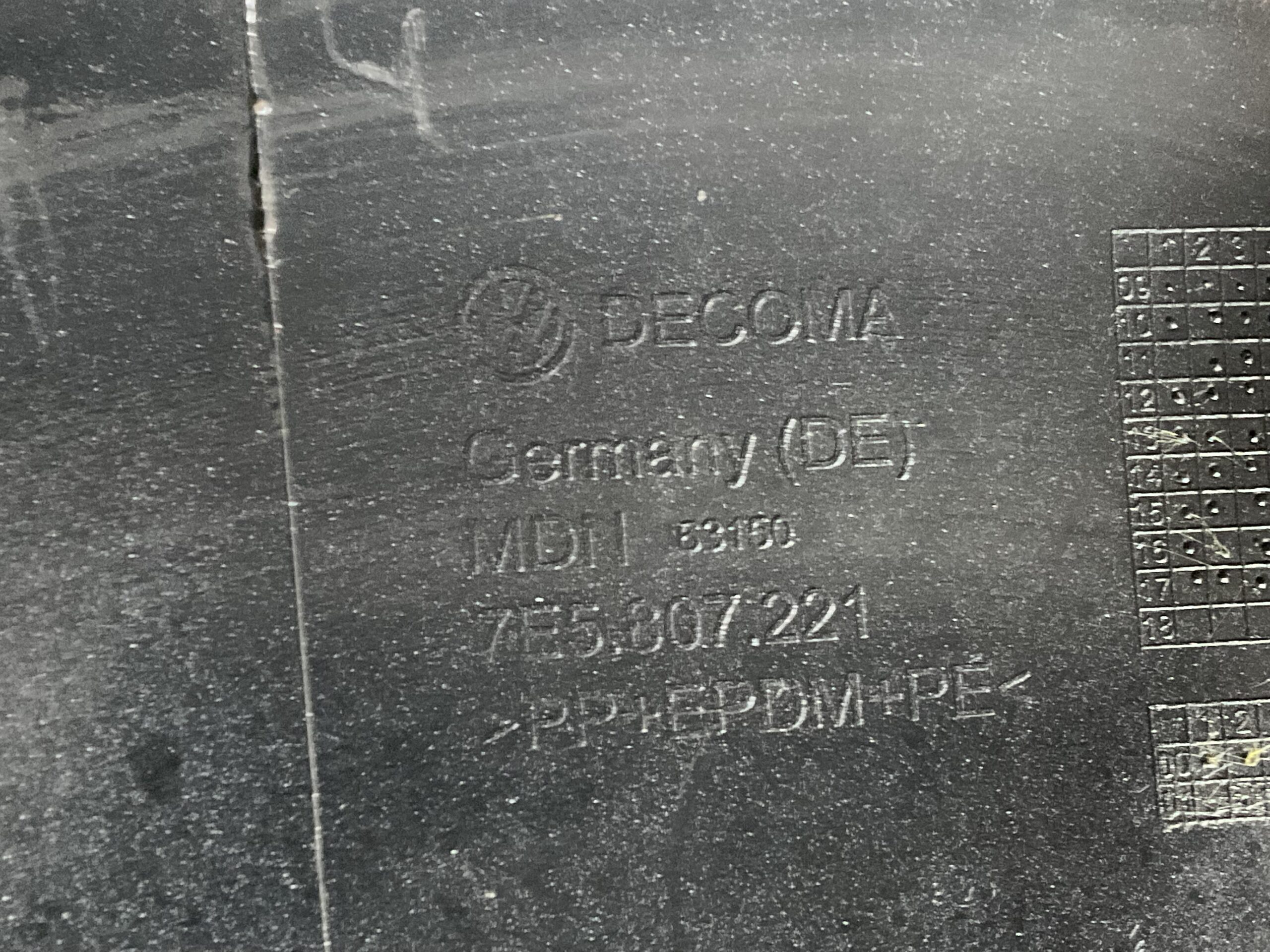 Bumper Volkswagen Transporter T6 7E5807221D Voorbumper C10-17168z