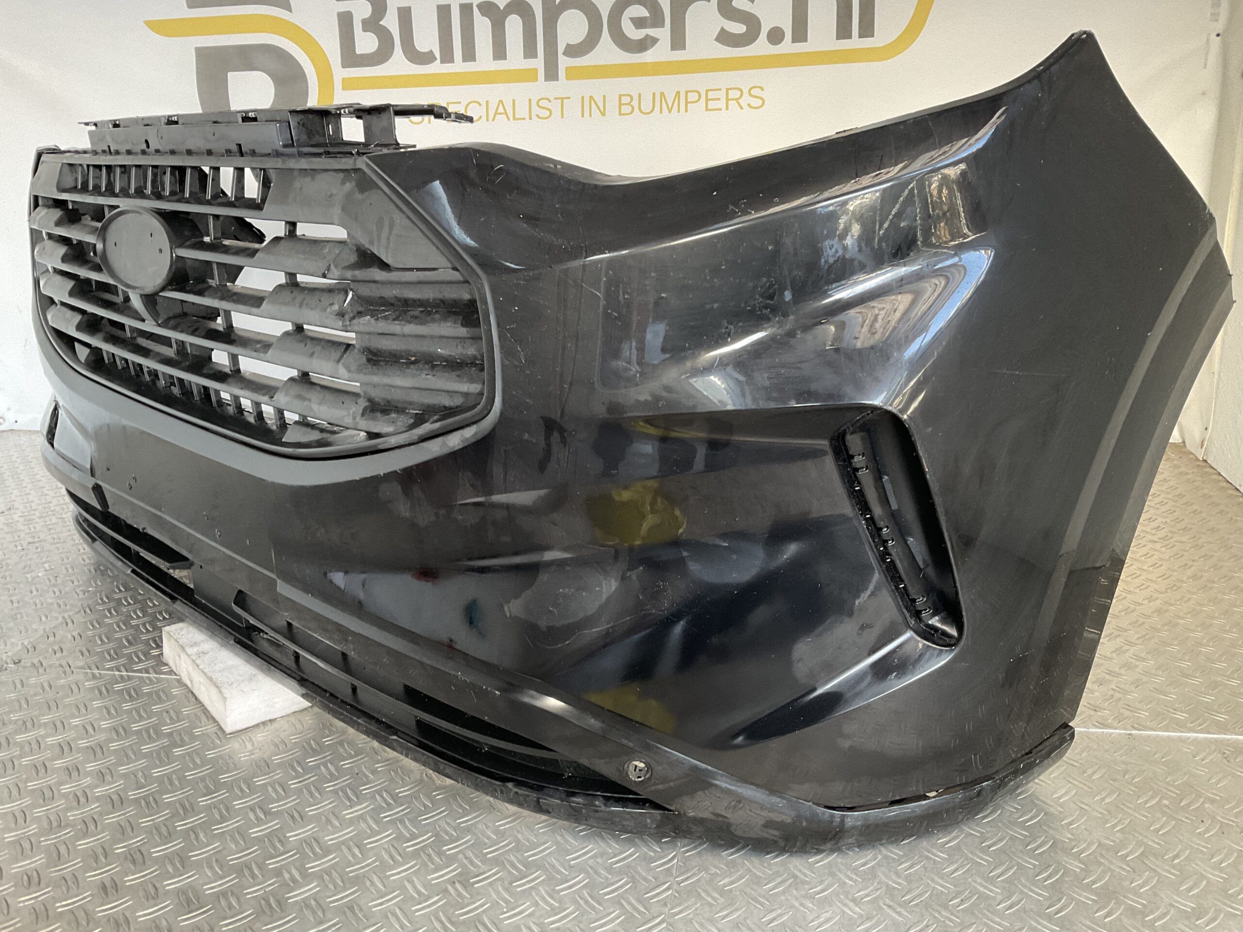 Bumper Ford Transit Custom MK2 II 23- PZ31-R17757-D Voorbumper G5-17170z