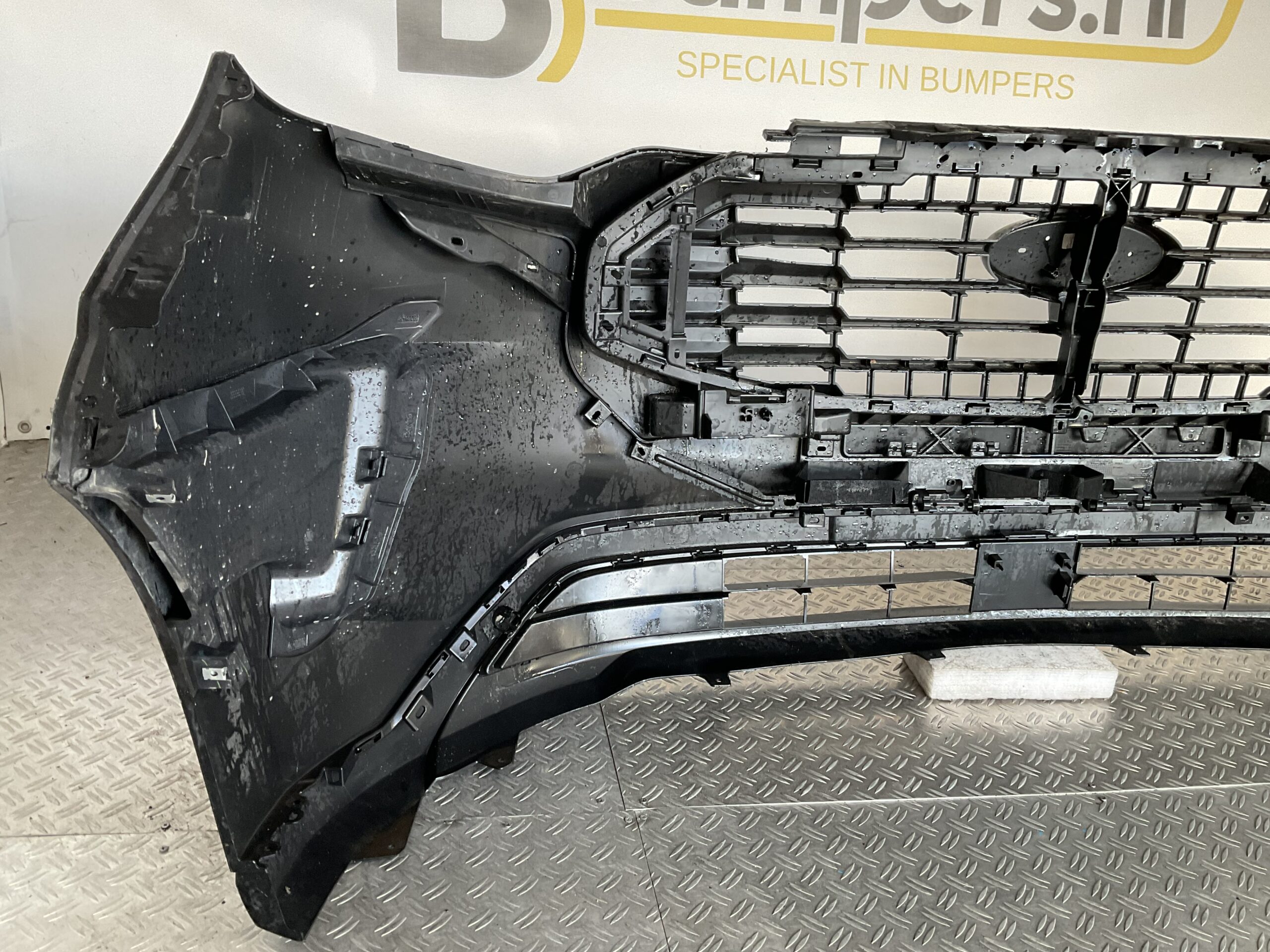 Bumper Ford Transit Custom MK2 II 23- PZ31-R17757-D Voorbumper G5-17170z