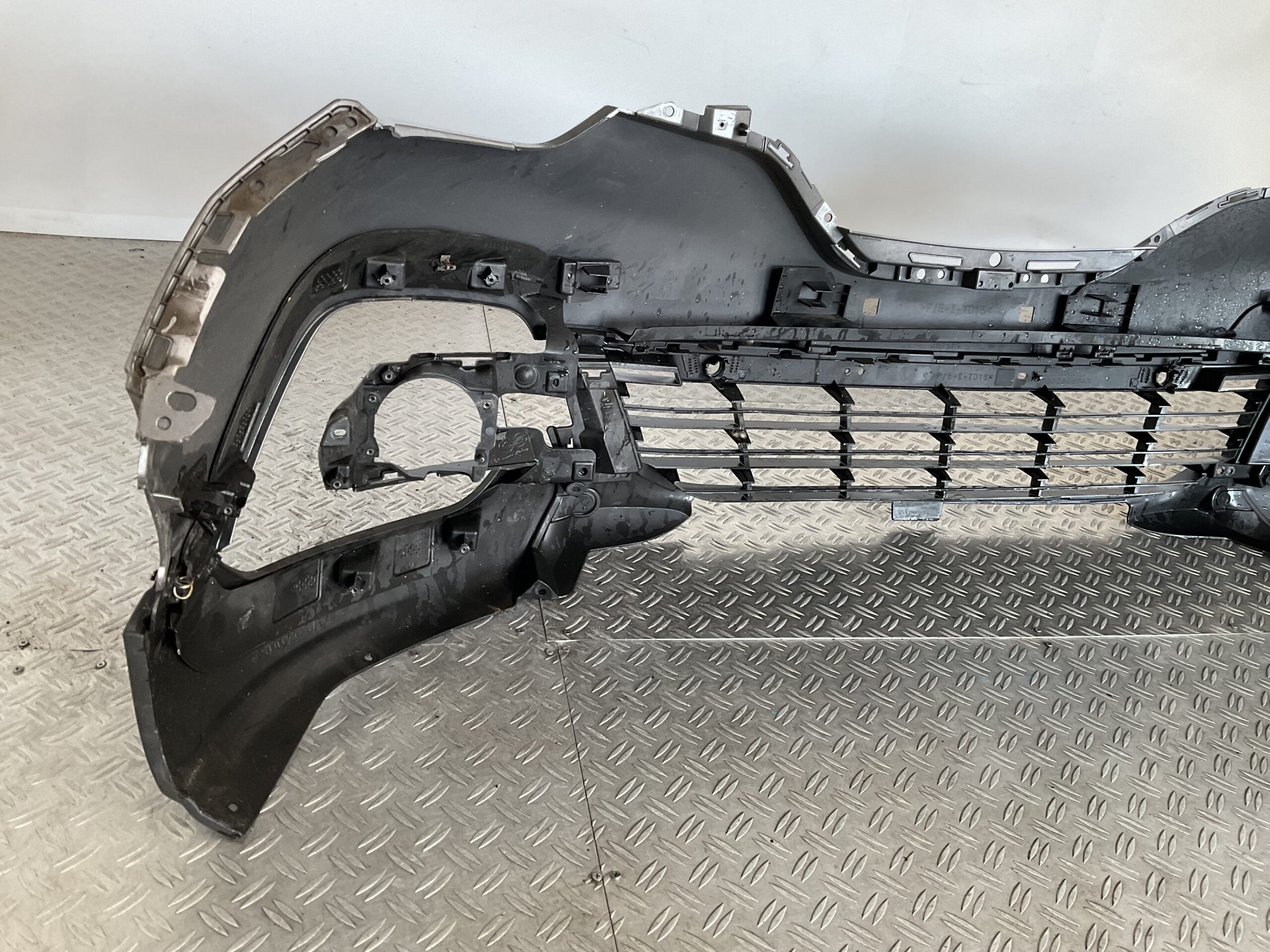 Bumper Renault Captur Facelift 16-21 620227019R Voorbumper F5-17191z