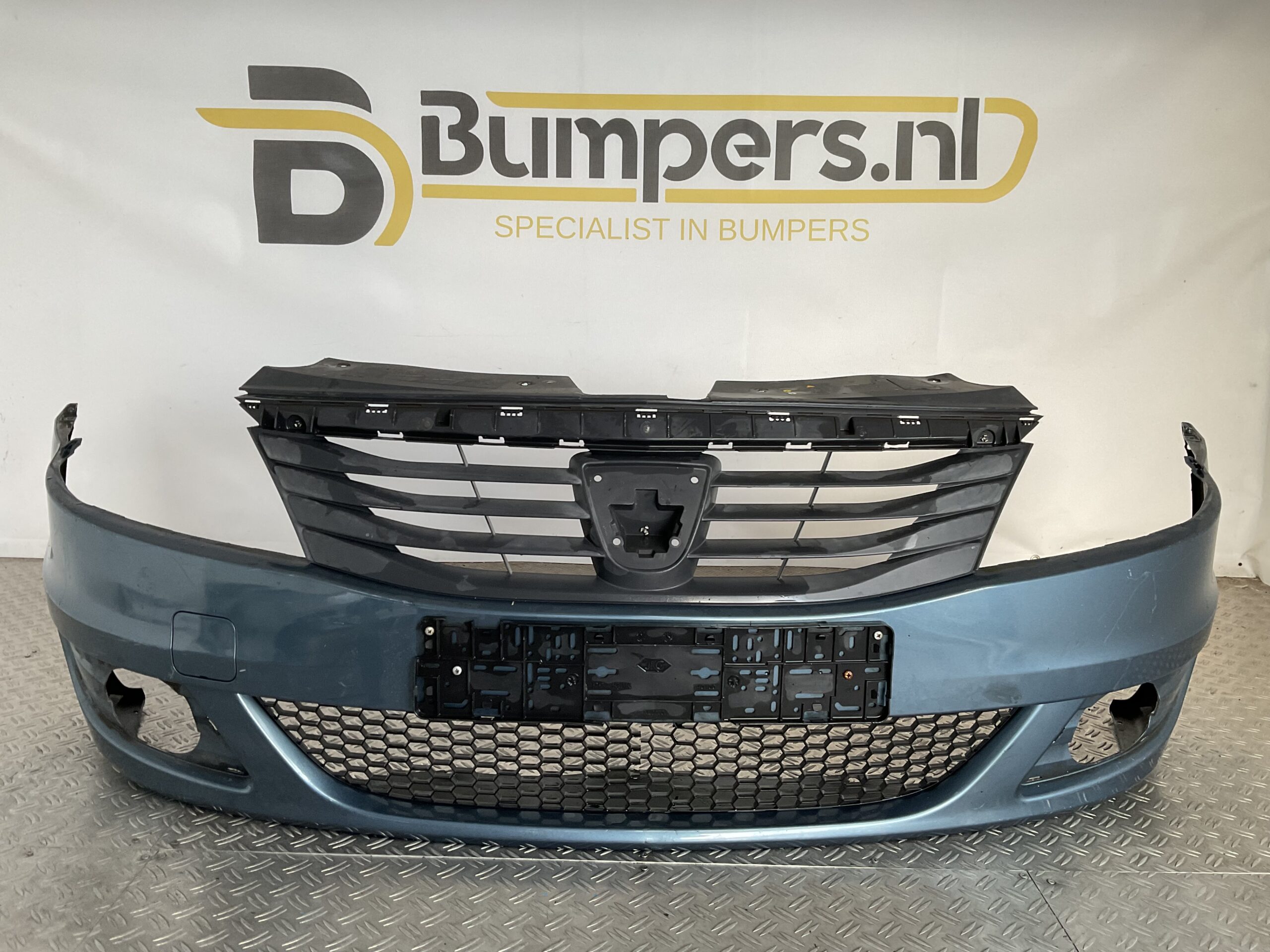 Bumper Dacia Logan 07- 8200748275 Voorbumper G3-17190z