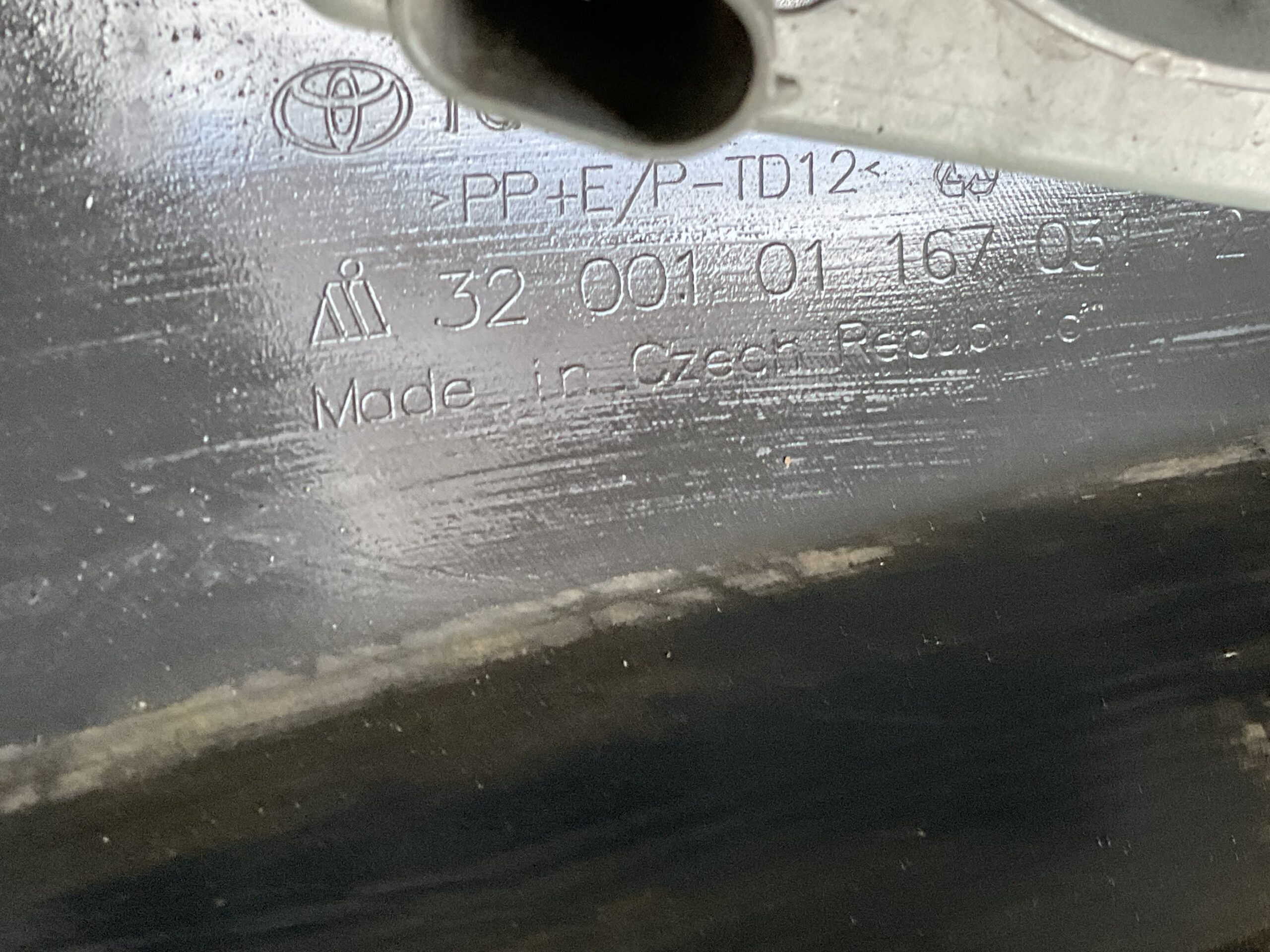 Bumper Toyota Aygo X Cross 52119-OH190 Voorbumper D5-17202z