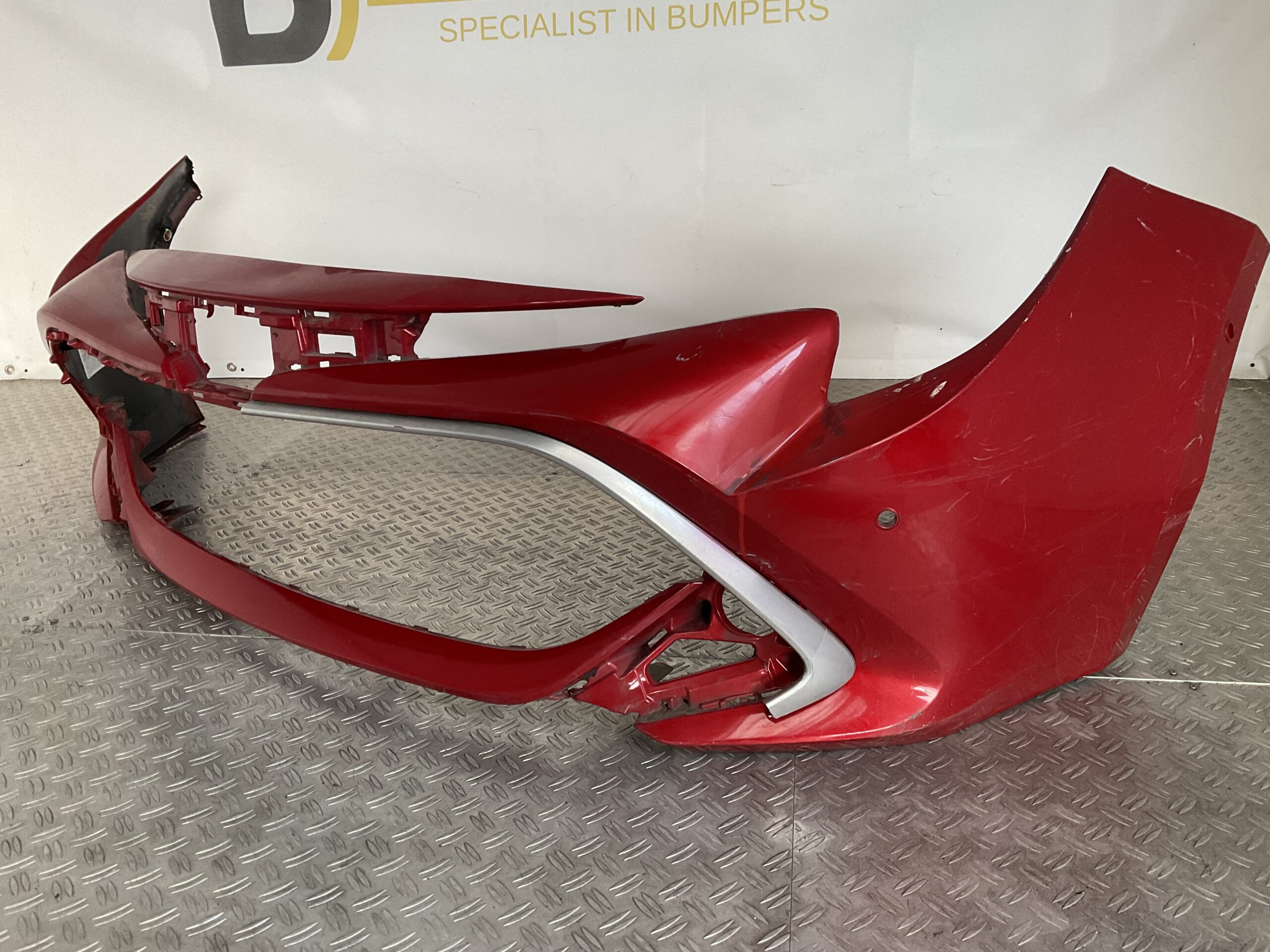 Bumper Toyota Corolla 18-24 pdc 52119-02J90 Voorbumper D4-17207z