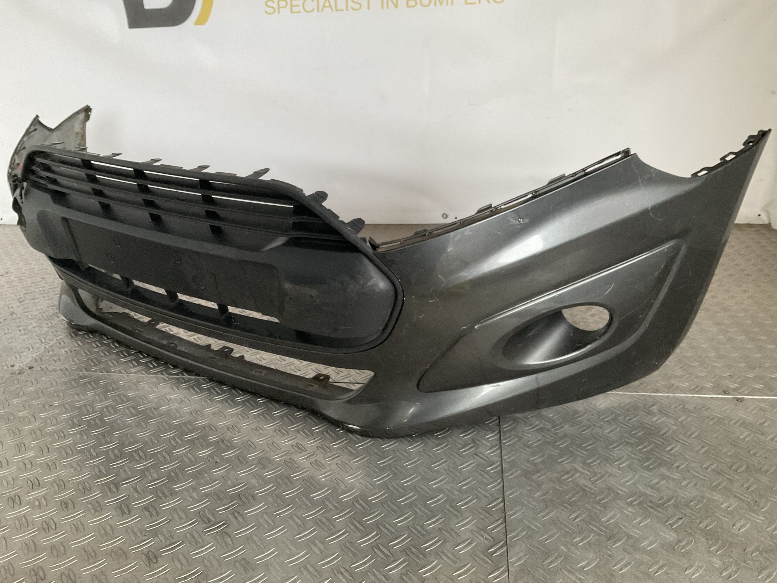 Bumper Ford Transit Connect DT11-17F775-b Voorbumper K1-17202z