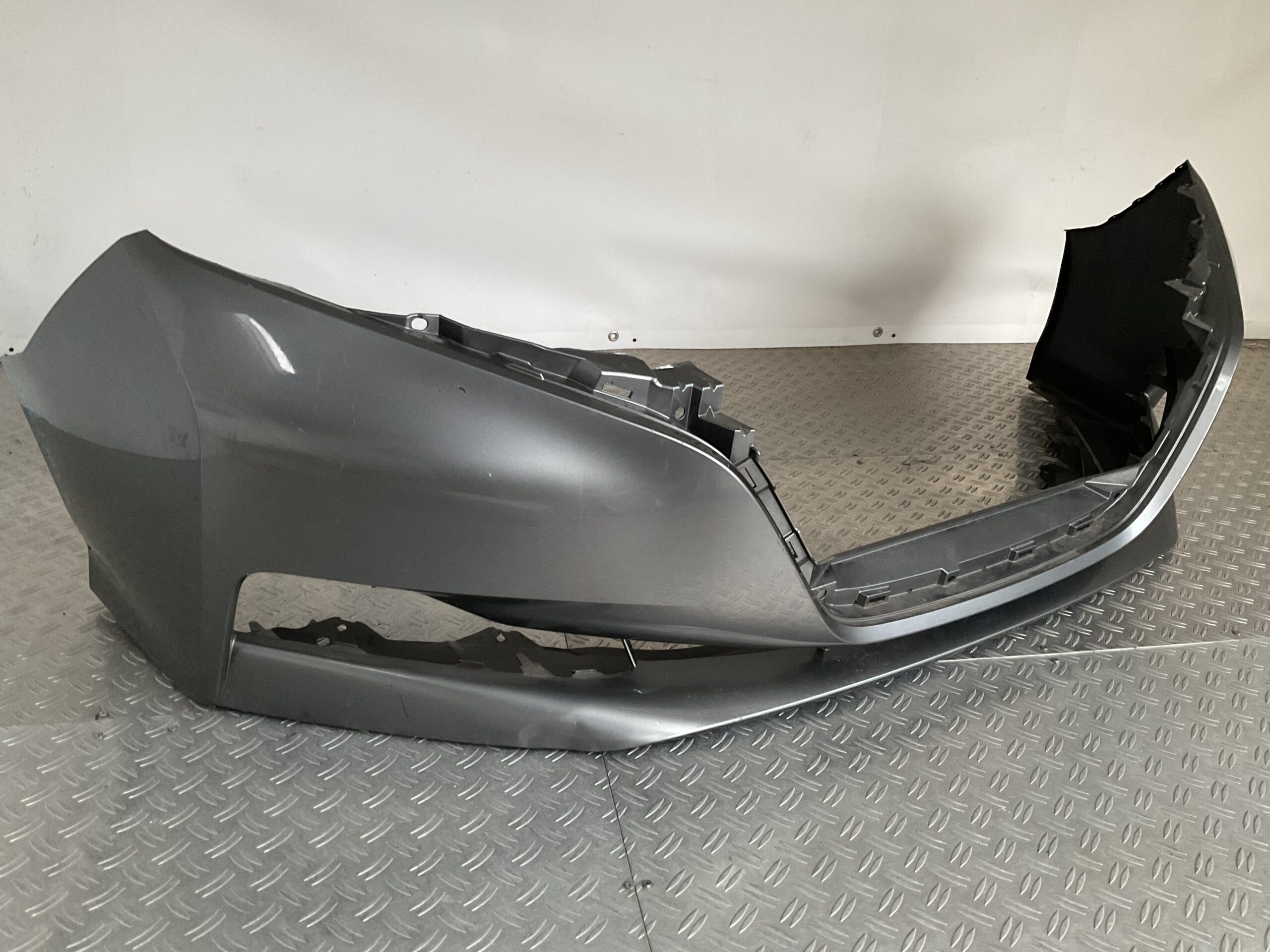 Bumper Nissan Leaf 2 17- 20225sh0h Voorbumper G5-17027z