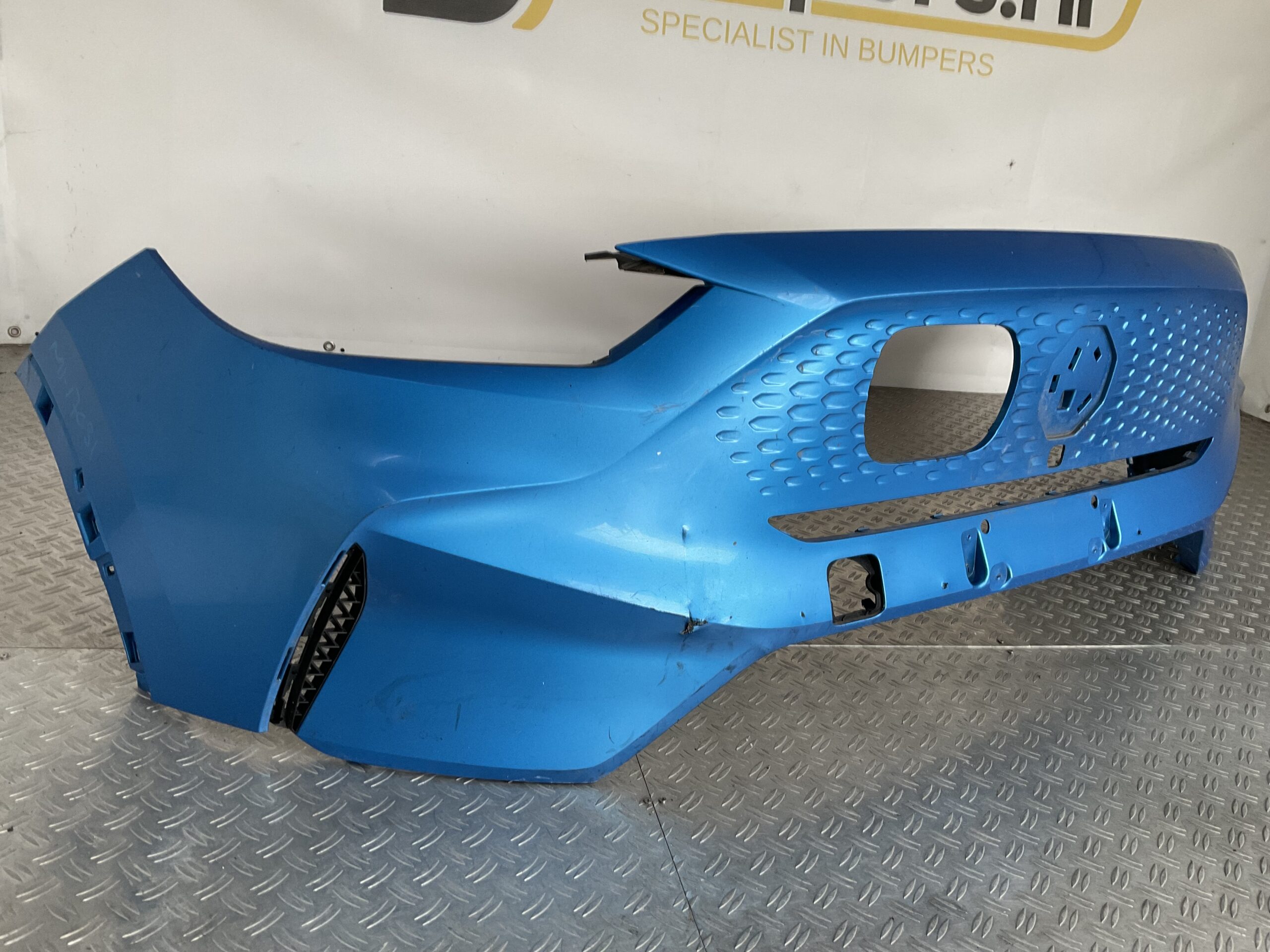 Bumper MG ZS EV Facelift 21- P11010248 Voorbumper M1-17031z