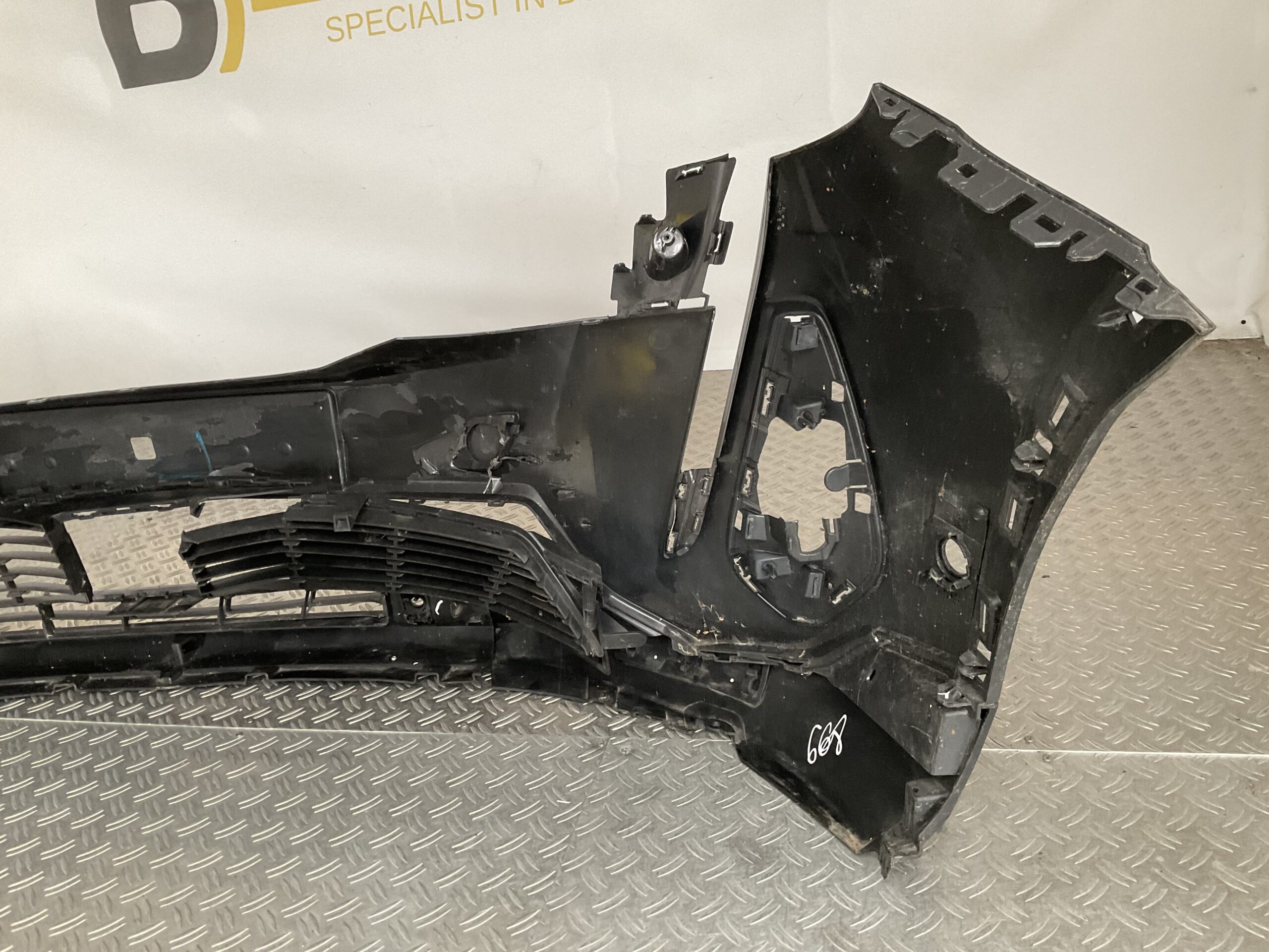 Bumper Peugeot 5008 20- 9836768577 Voorbumper J10-17033z