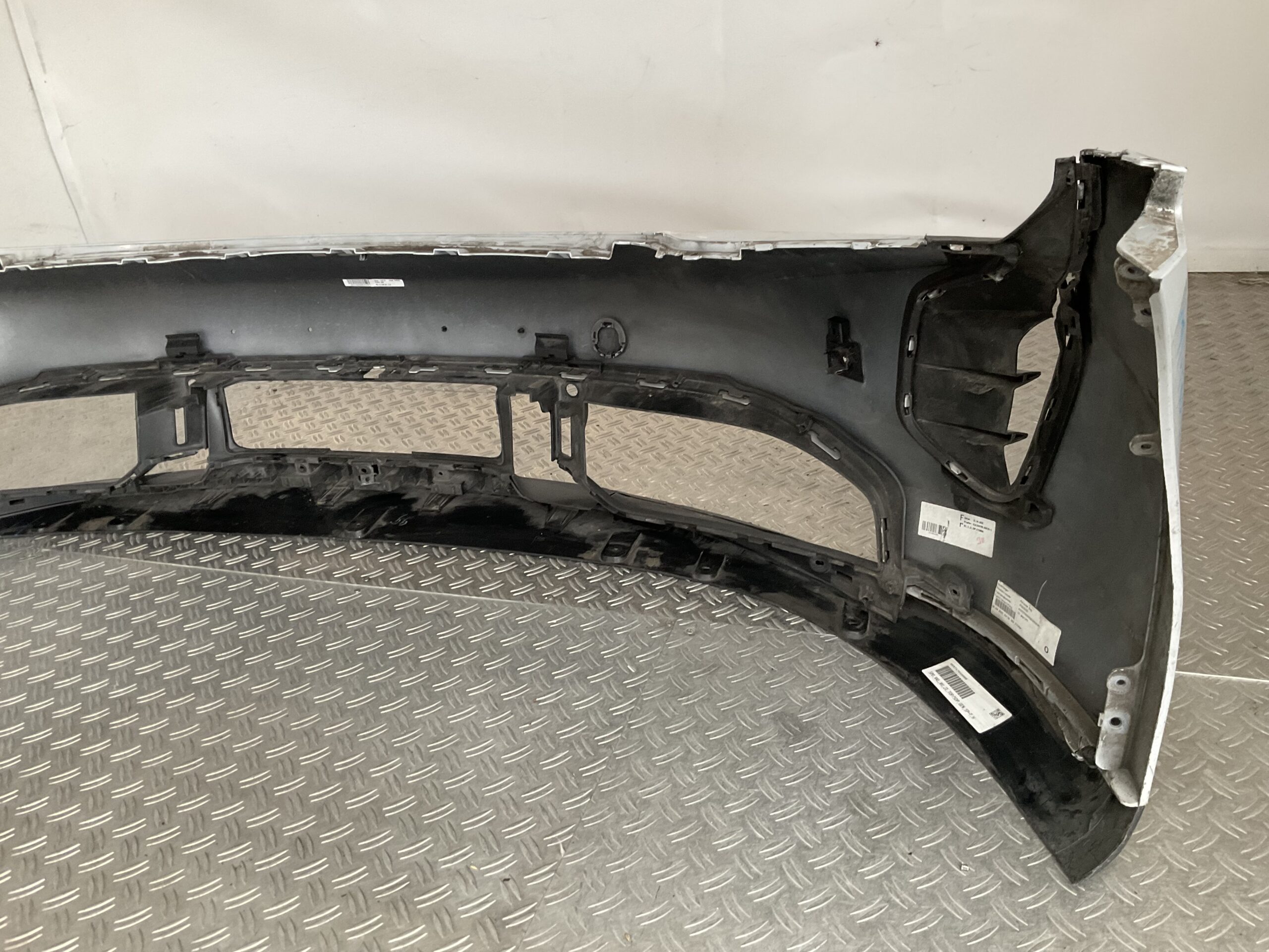 Bumper Porsche Taycan 9J1 9J180221 Voorbumper M1-17035z